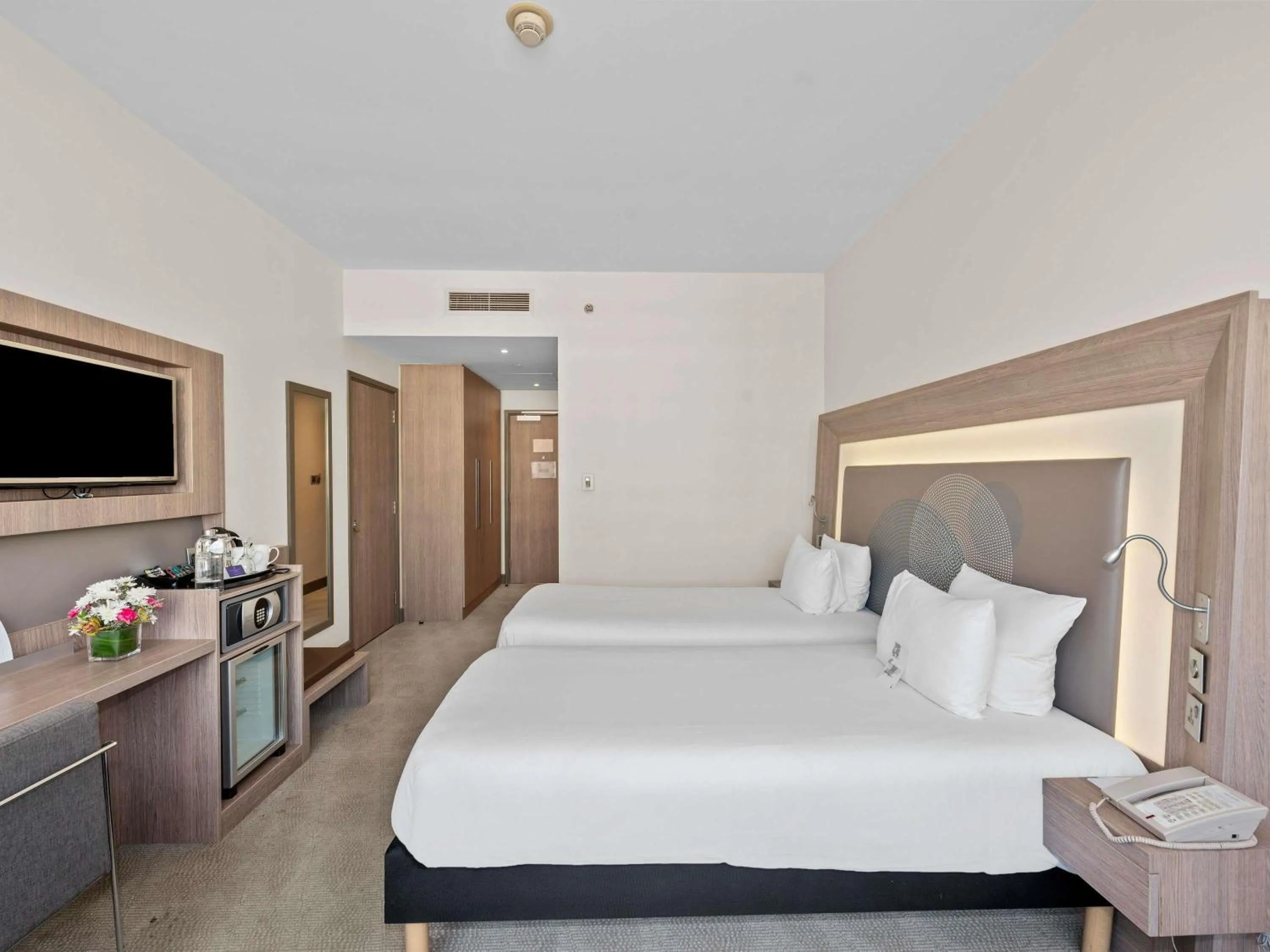 Bedroom, Bed in Novotel Dubai World Trade Centre