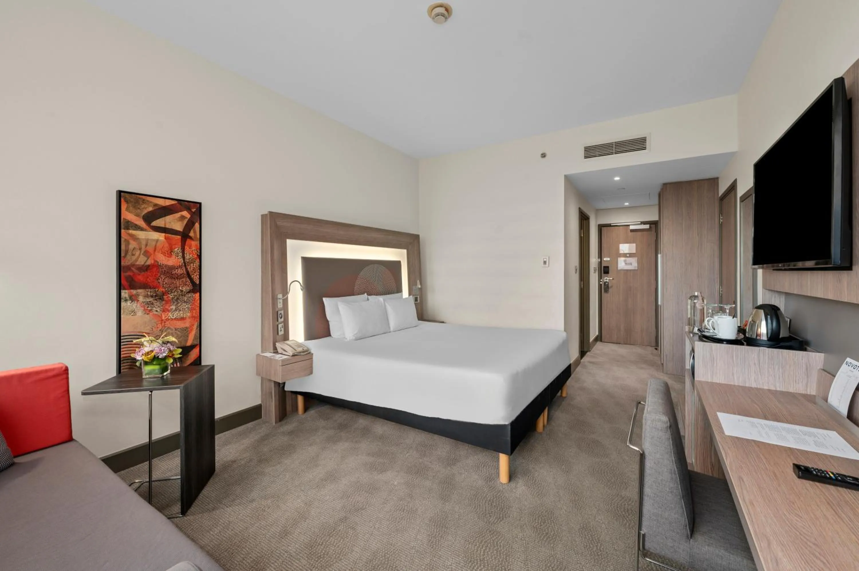 Bedroom, Bed in Novotel Dubai World Trade Centre