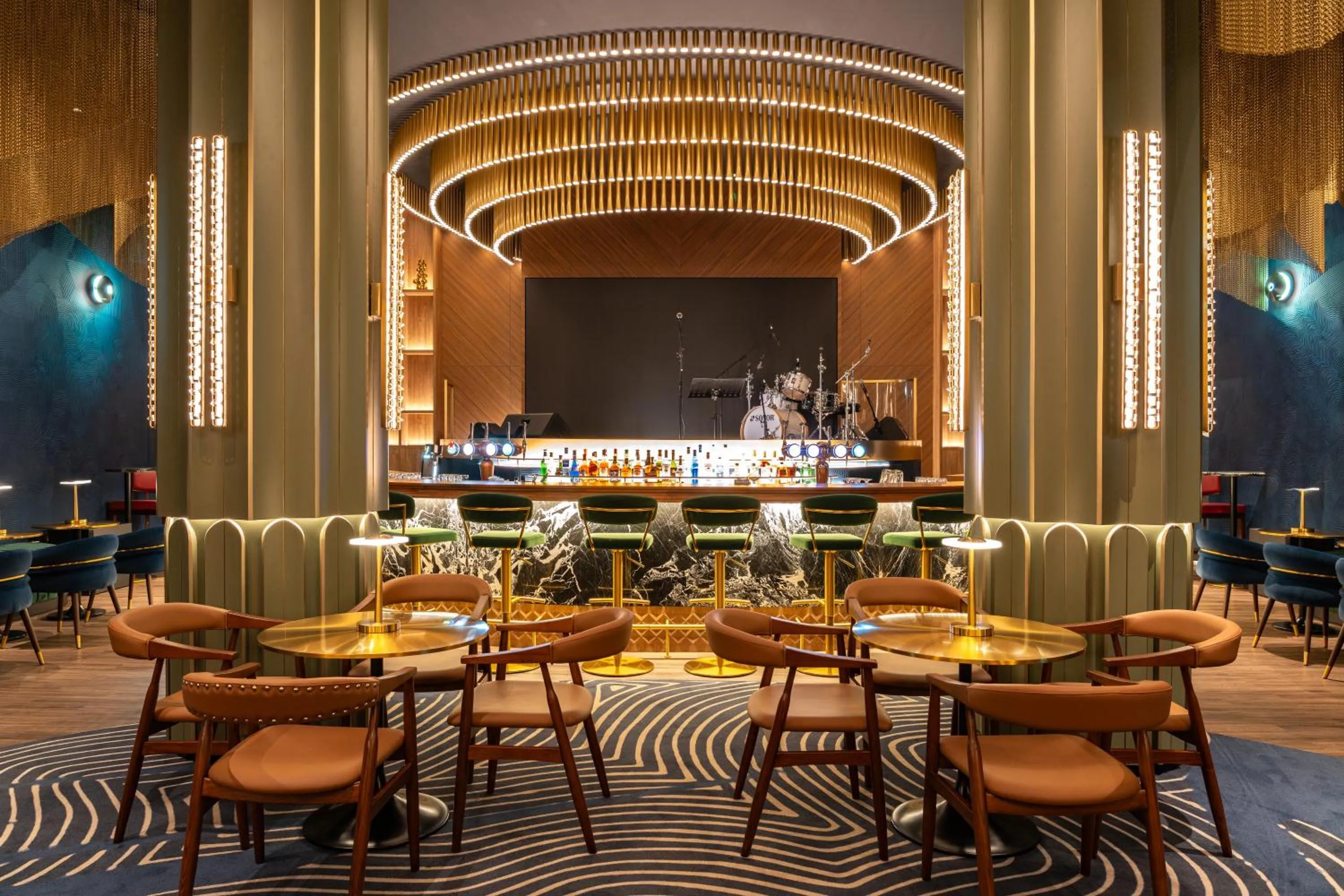 Restaurant/places to eat in Novotel Dubai World Trade Centre