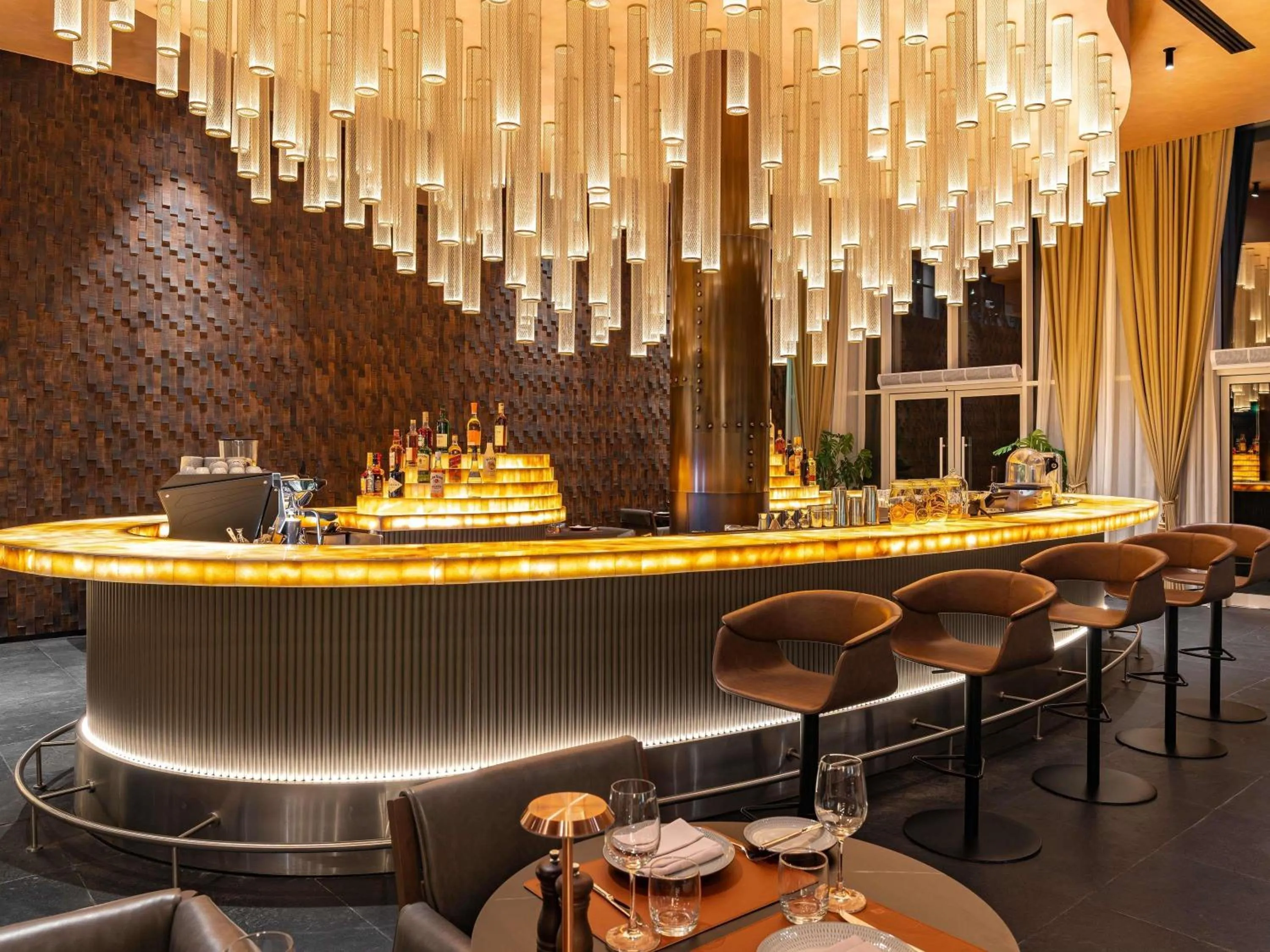 Restaurant/places to eat in Novotel Dubai World Trade Centre