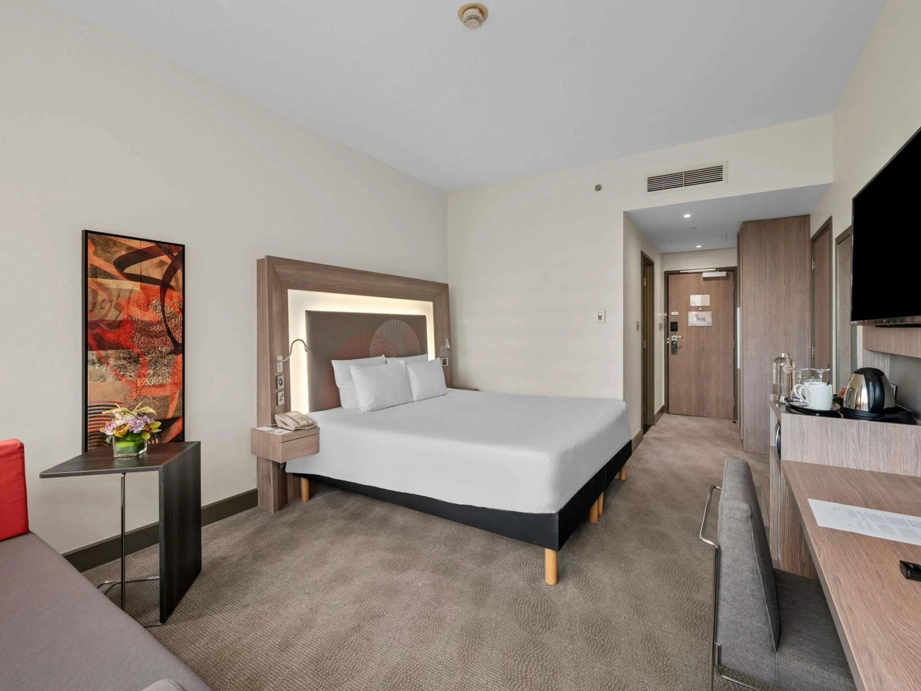Bedroom, Bed in Novotel Dubai World Trade Centre