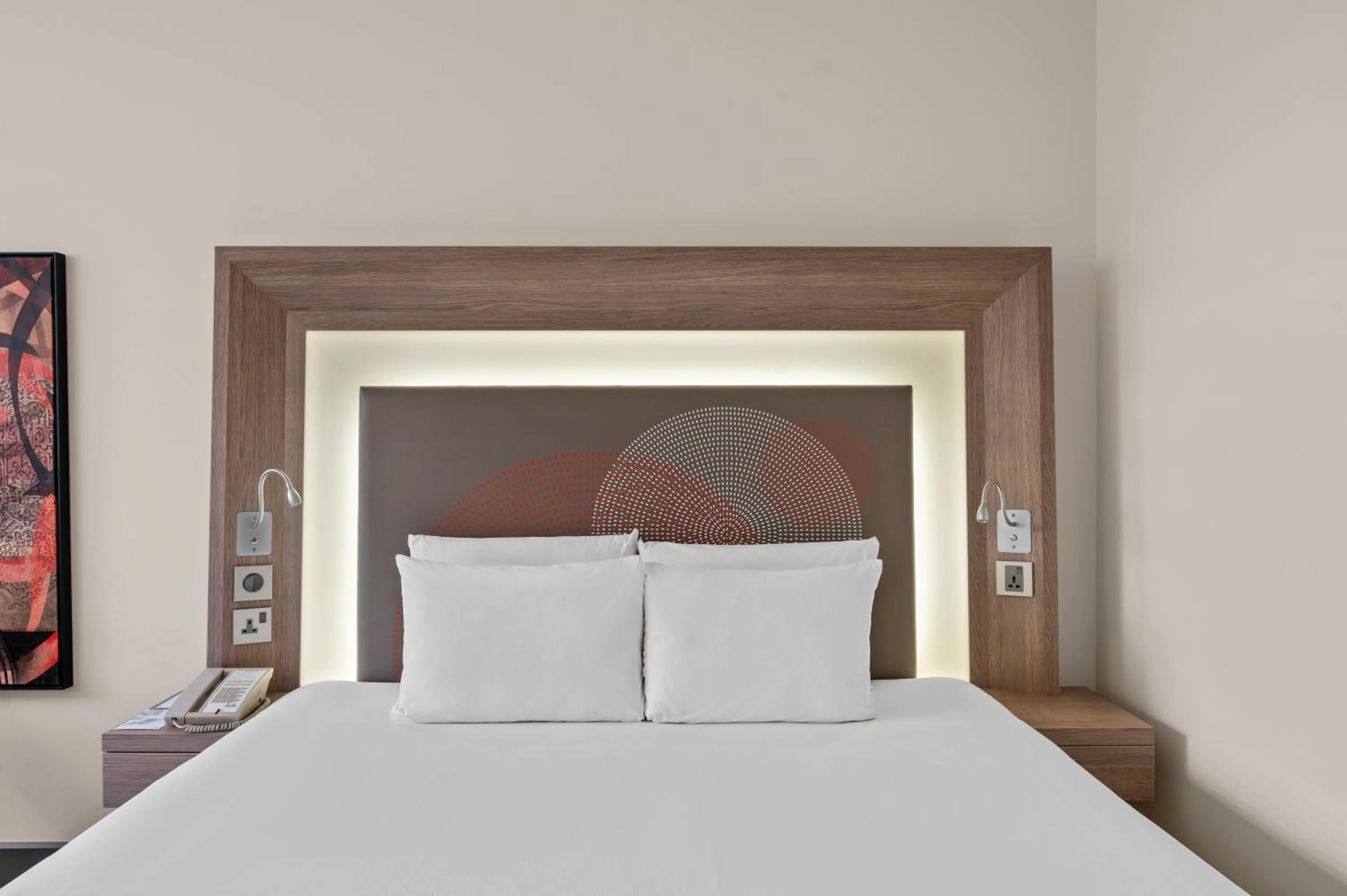 Bed in Novotel Dubai World Trade Centre