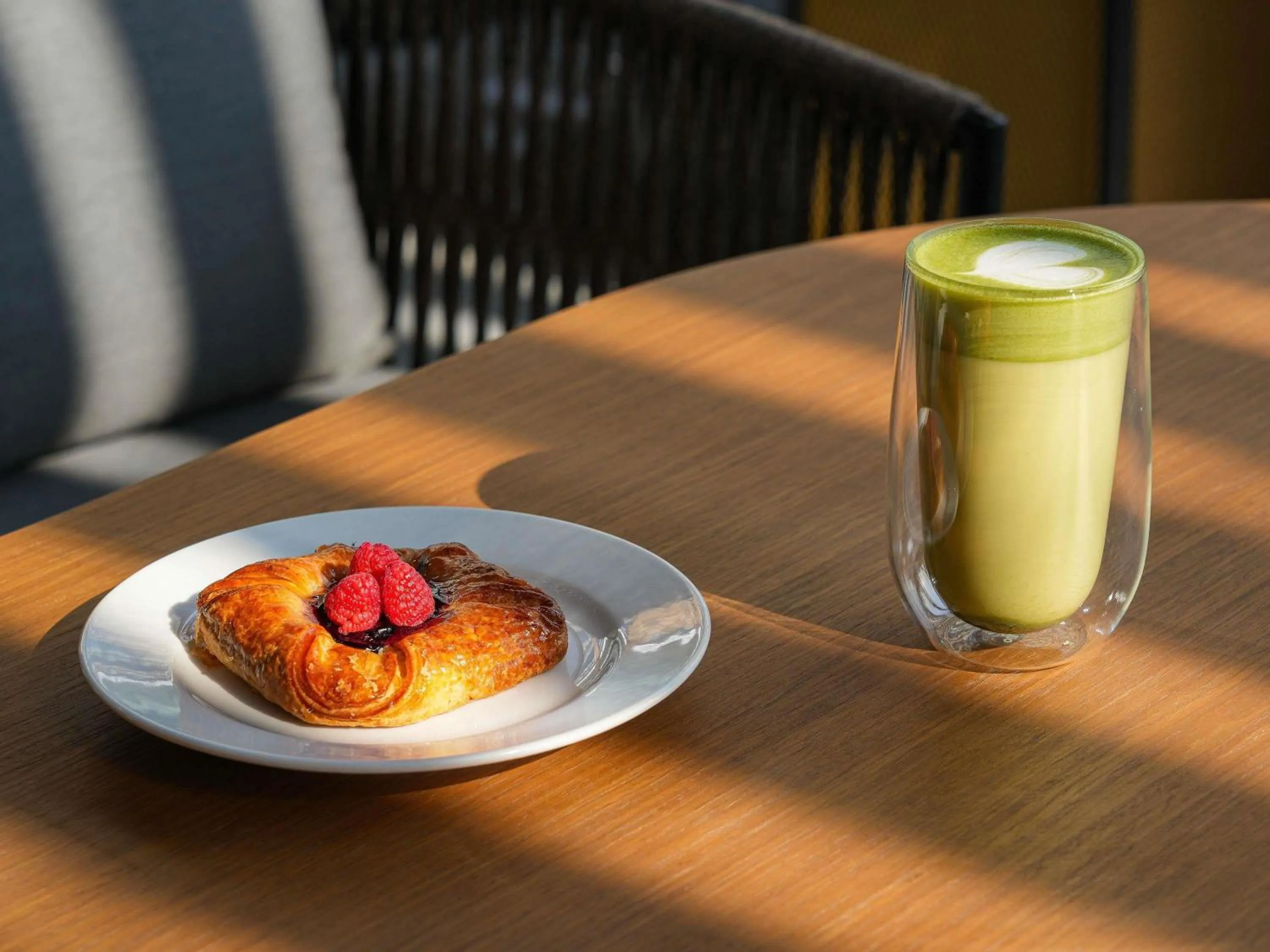 Restaurant/places to eat in Novotel Dubai World Trade Centre