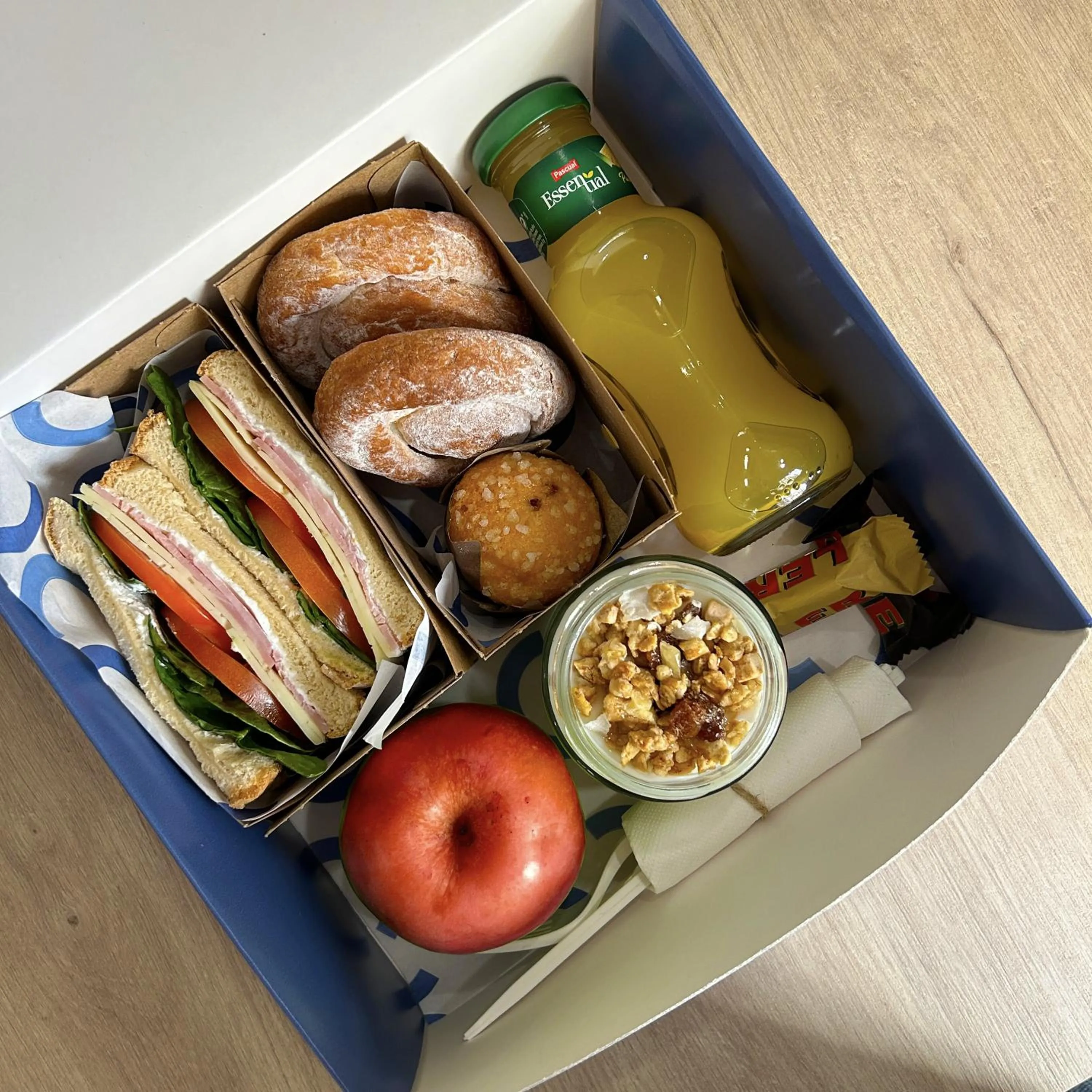 Breakfast in Gran View Apartments