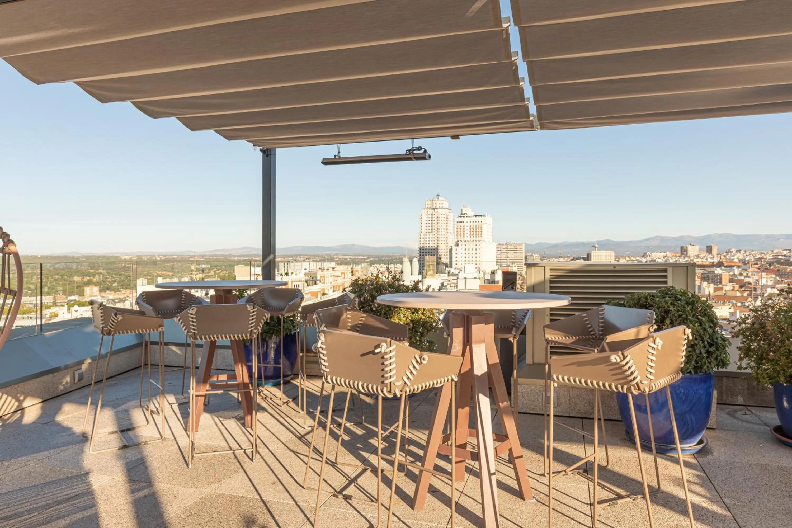 Property building in Gran View Apartments