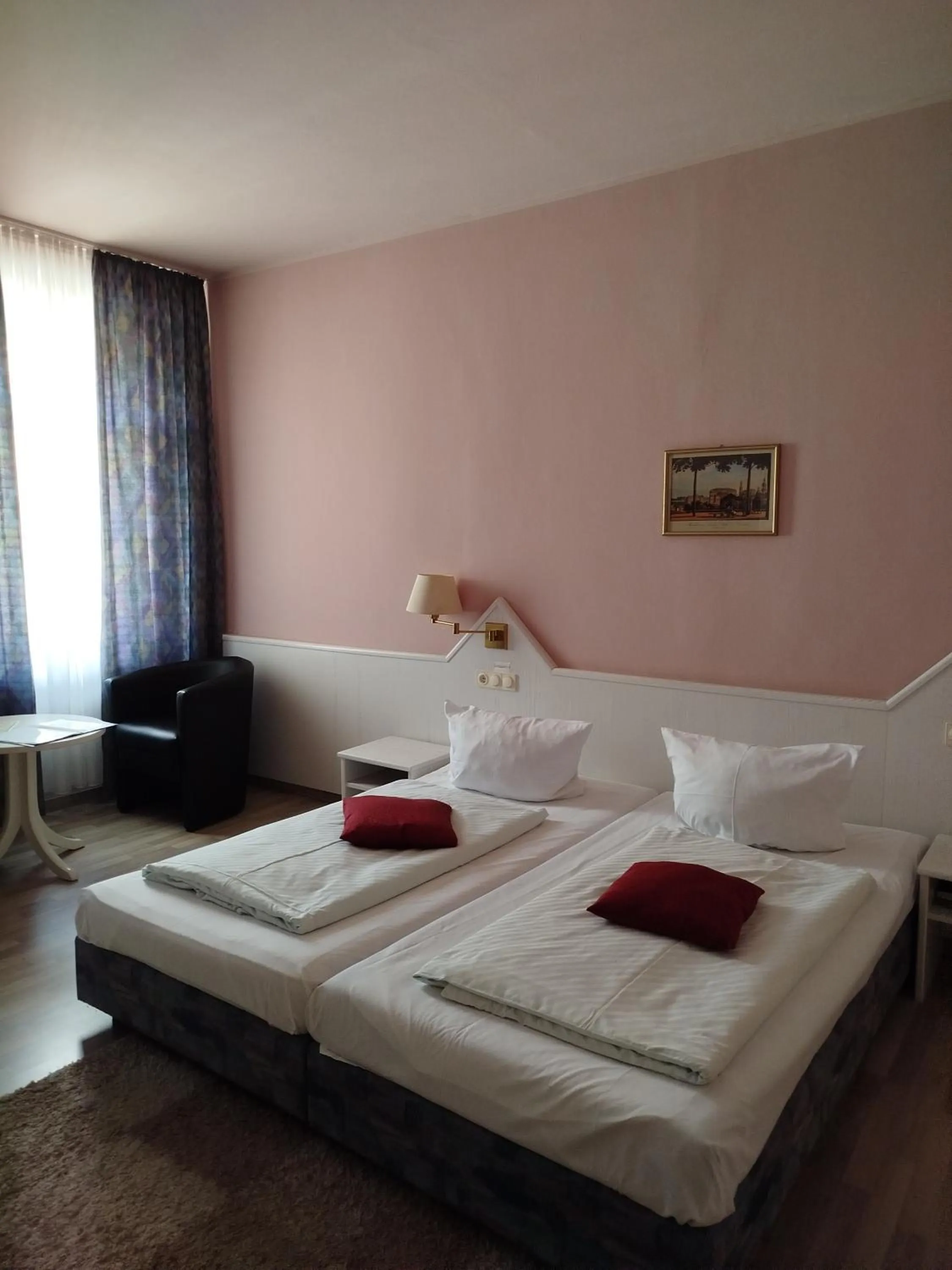 Bedroom, Bed in Hotel Elisenhof