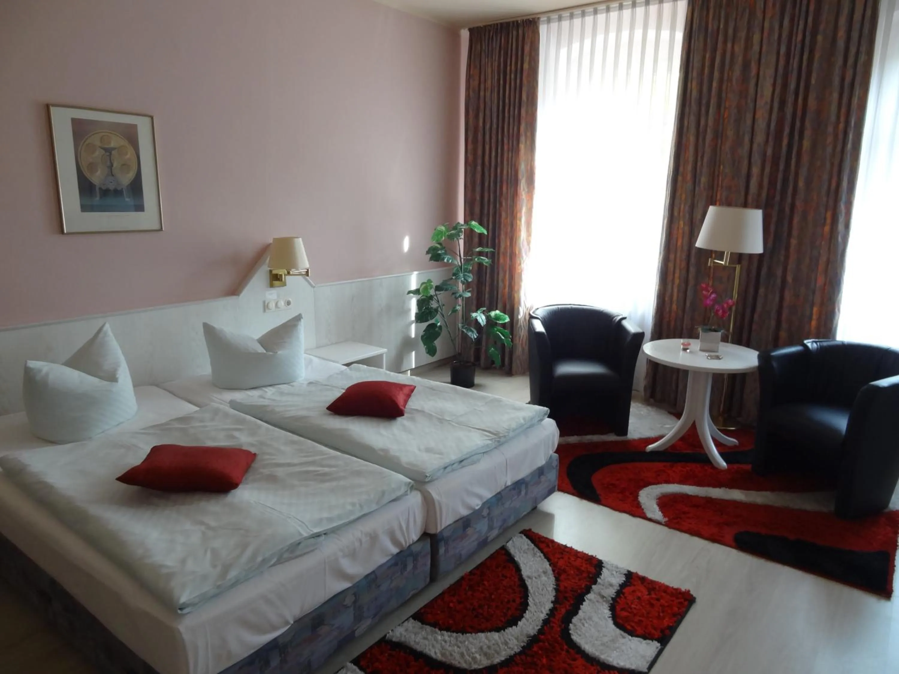 Bedroom, Bed in Hotel Elisenhof