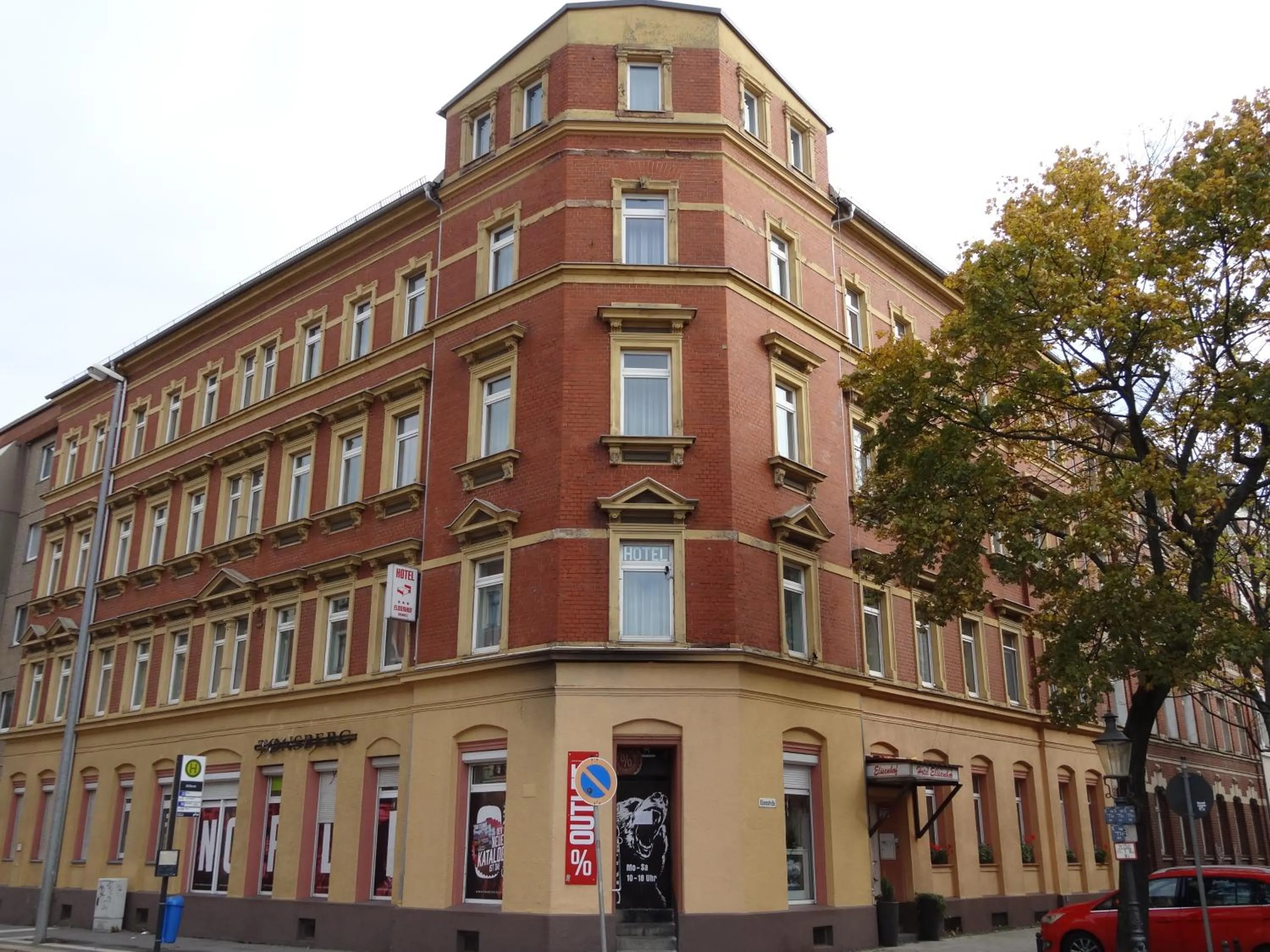 Property building in Hotel Elisenhof