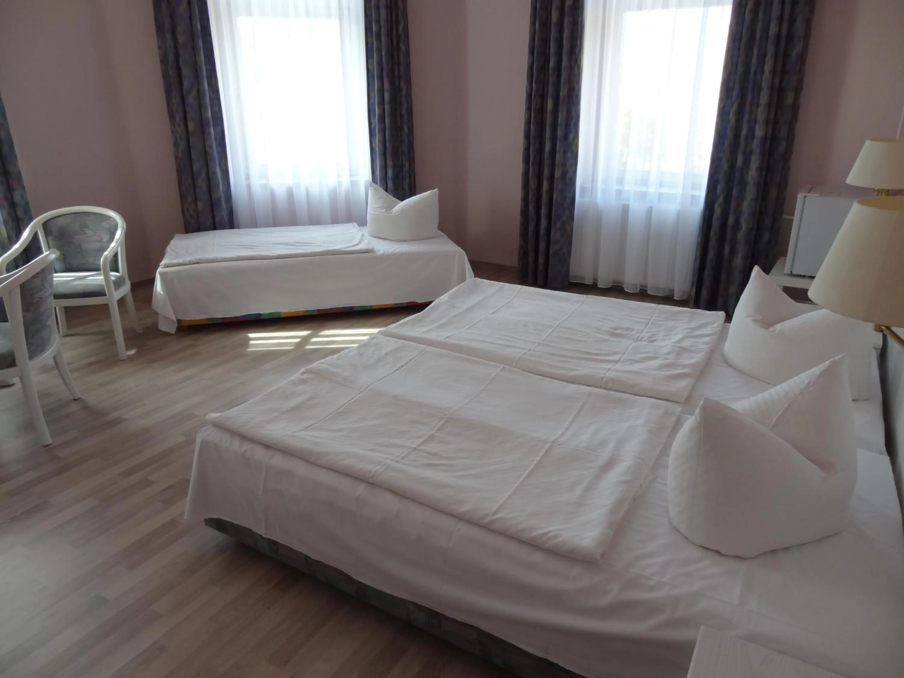 Photo of the whole room, Bed in Hotel Elisenhof