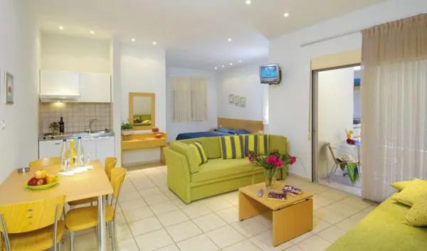 Photo of the whole room in Lissos Beach