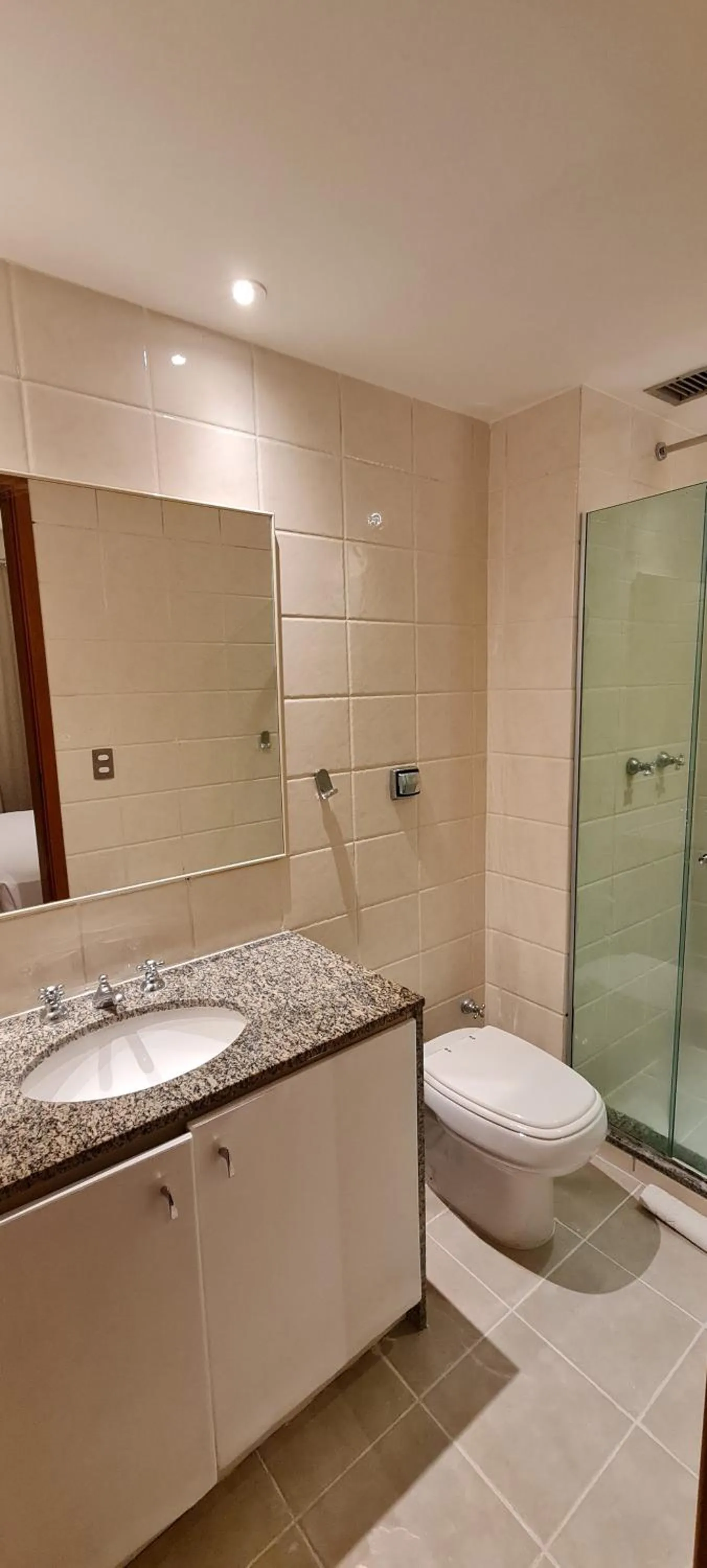 Bathroom in Anna Suites Ipanema by Arena Hotéis