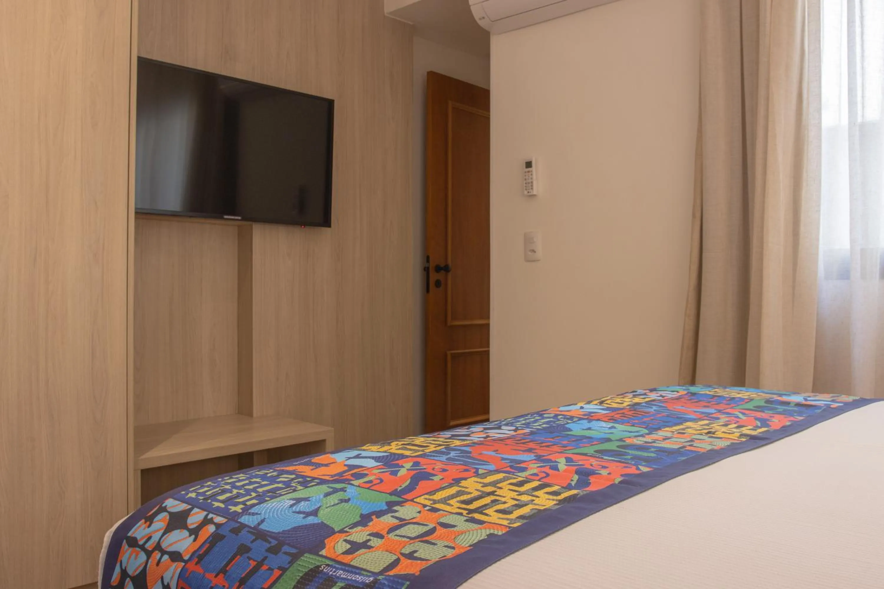 Bedroom, Bed in Anna Suites Ipanema by Arena Hotéis