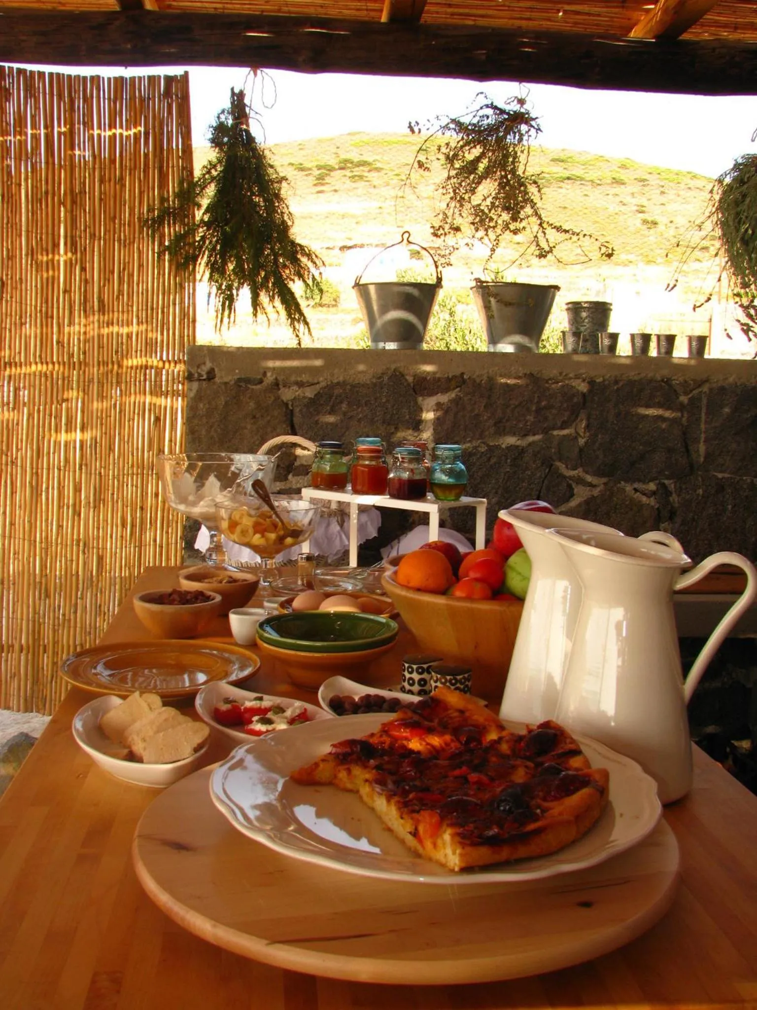 Restaurant/places to eat in Kimolia Gi