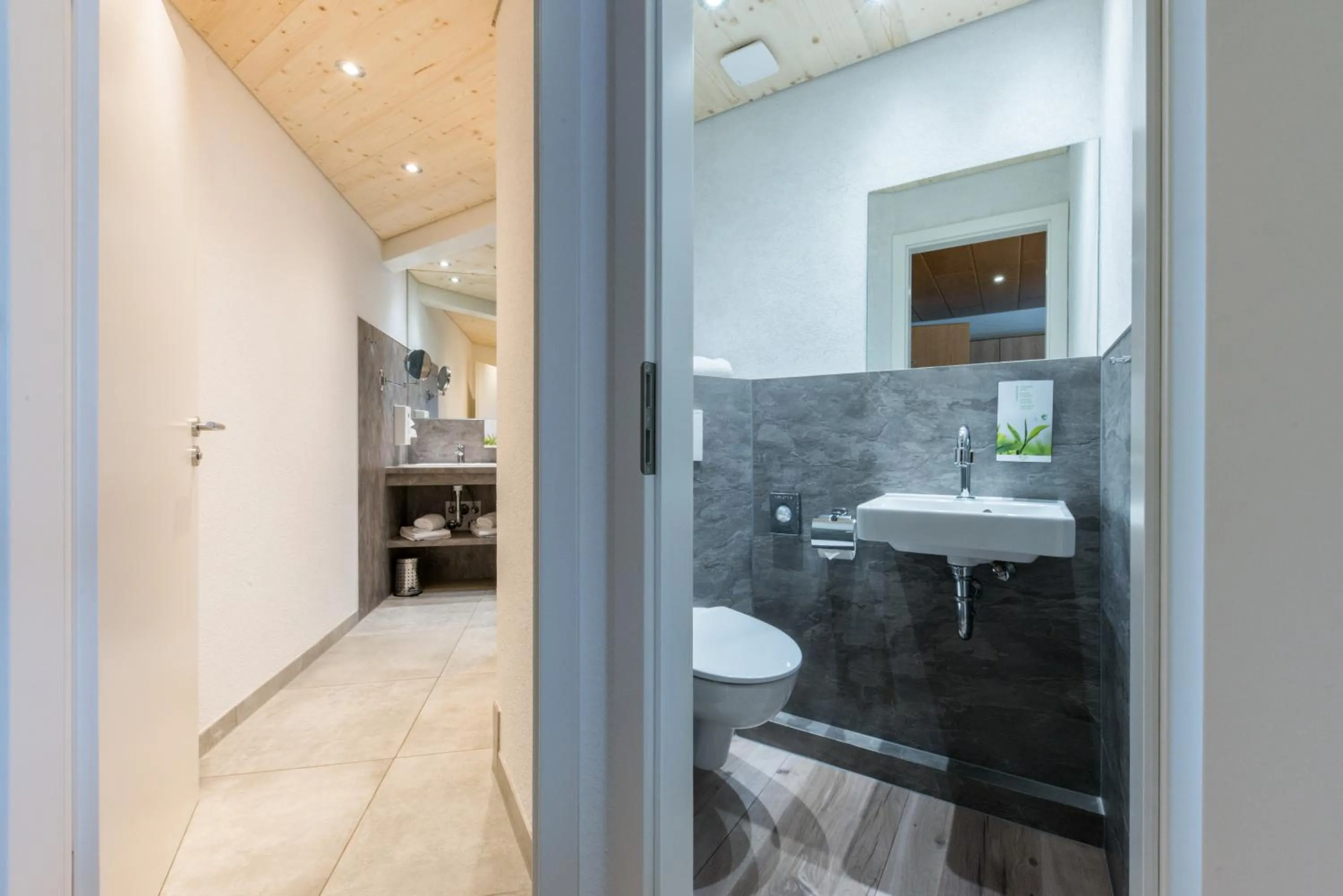 Bathroom in Wellnesshotel Sonnenhof & Sonnhalde