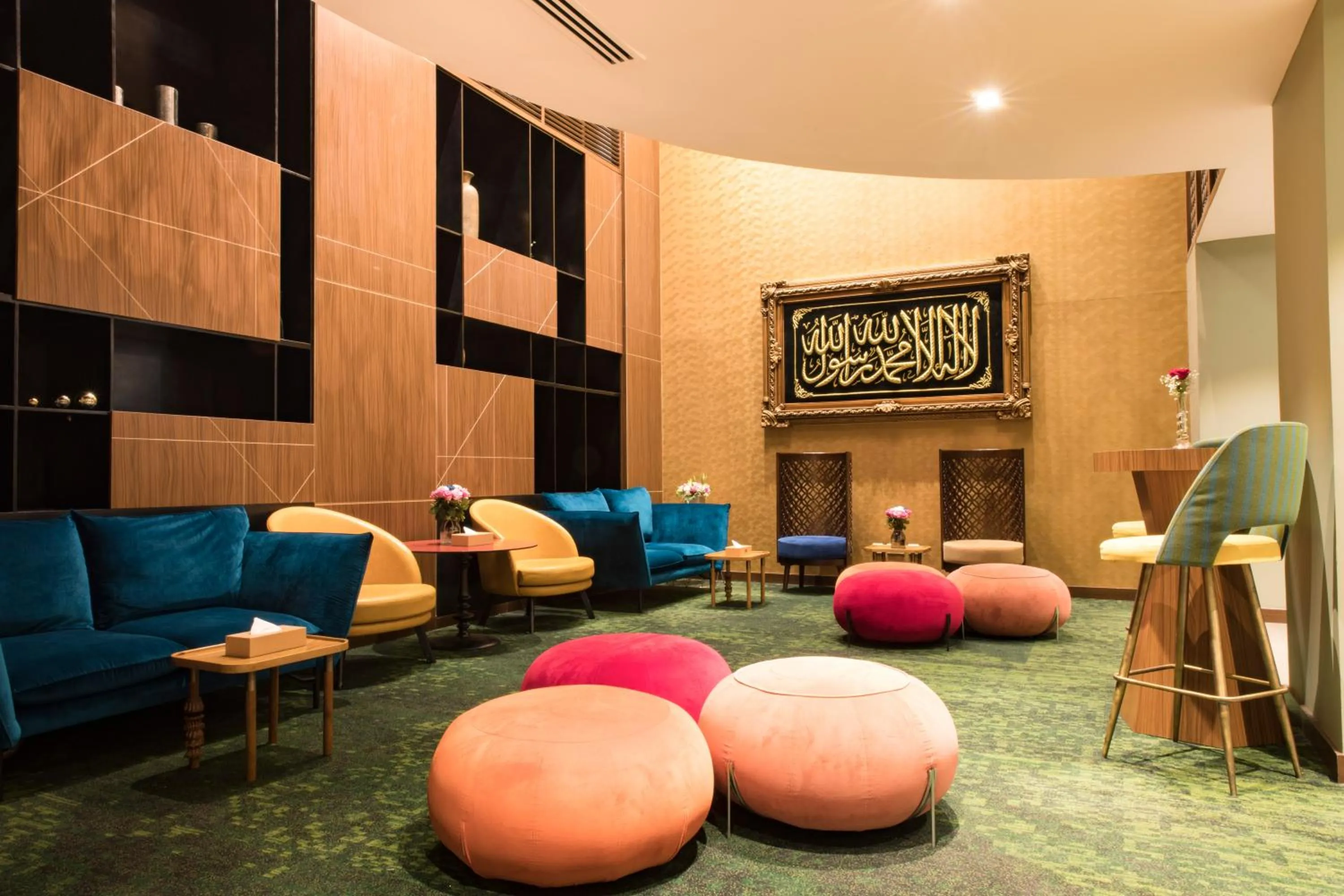 Seating area in Hibatullah Hotel Makkah