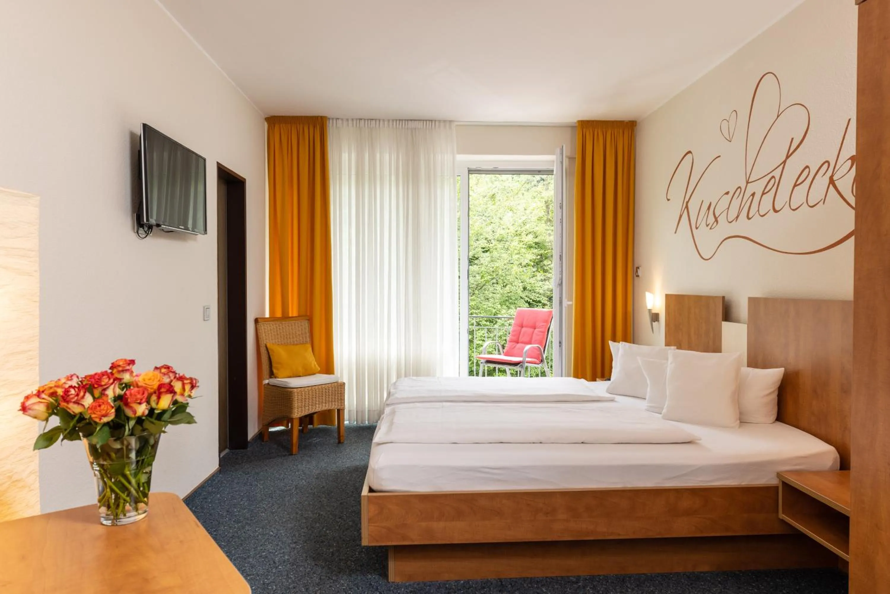 Bed in EWERTS Hotel