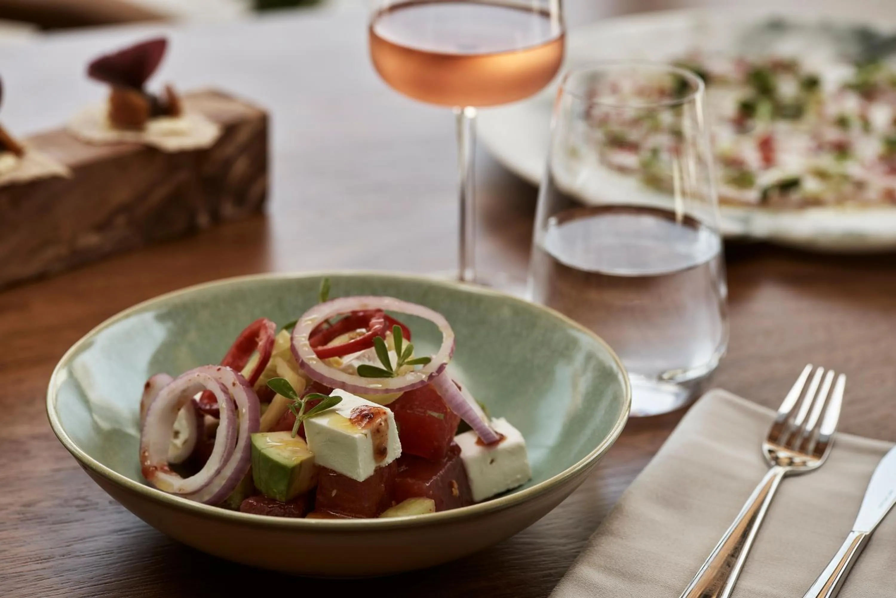 Restaurant/places to eat in The Olivar Suites