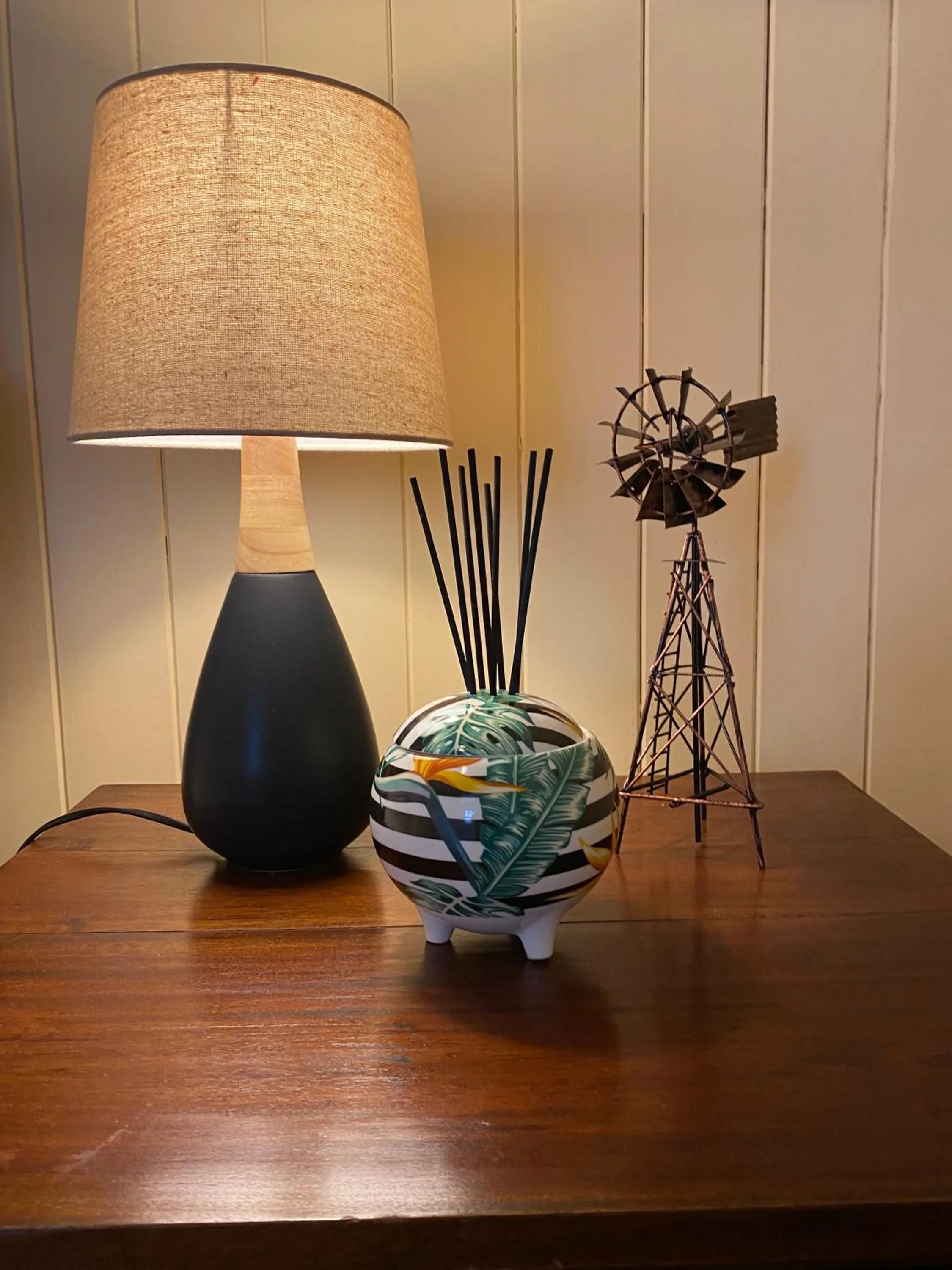 Decorative detail in Big Fella Wines & Farmstay