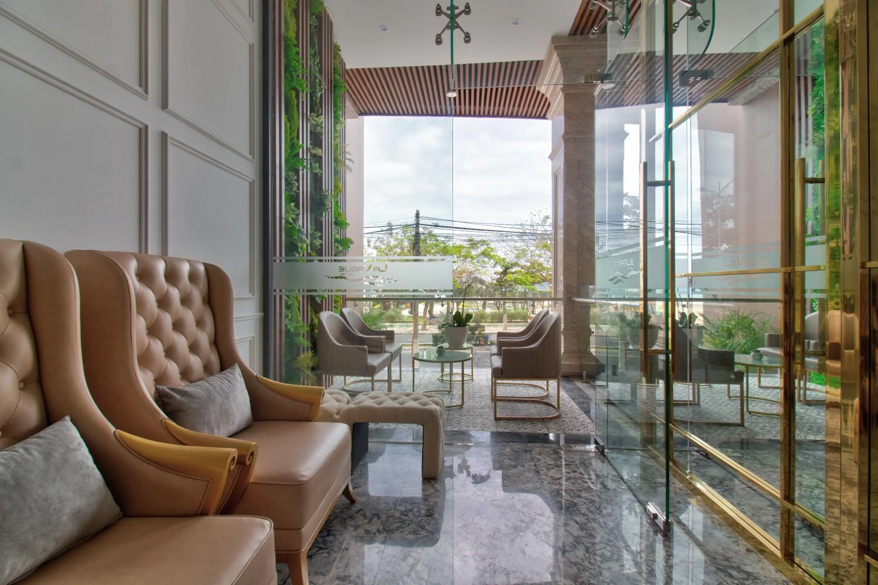 Lobby or reception in La Vague Hotel