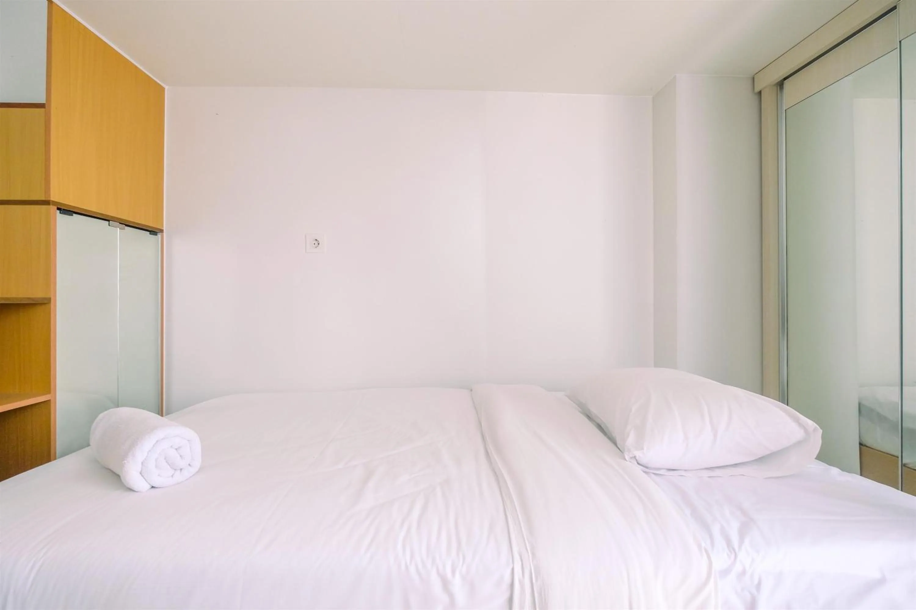 Bedroom, Bed in Compact and Relaxing Studio at Dave Apartment By Travelio