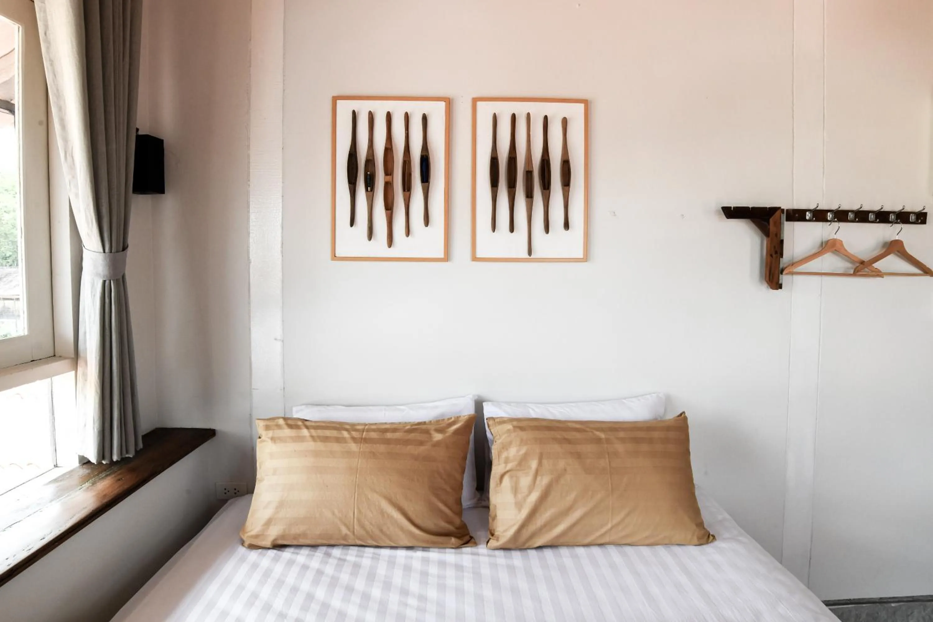 Bed in Velawarin Hotel