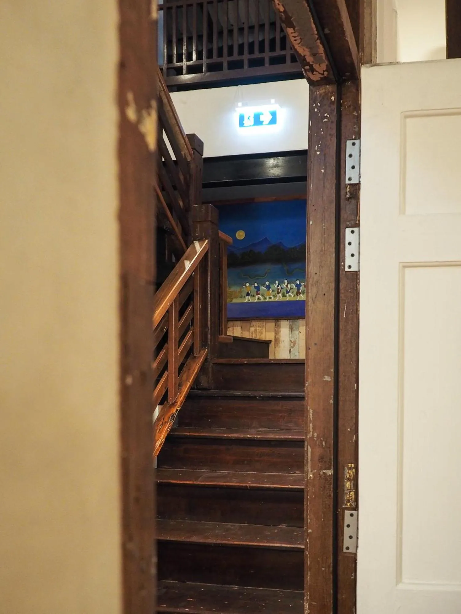 Decorative detail in Velawarin Hotel