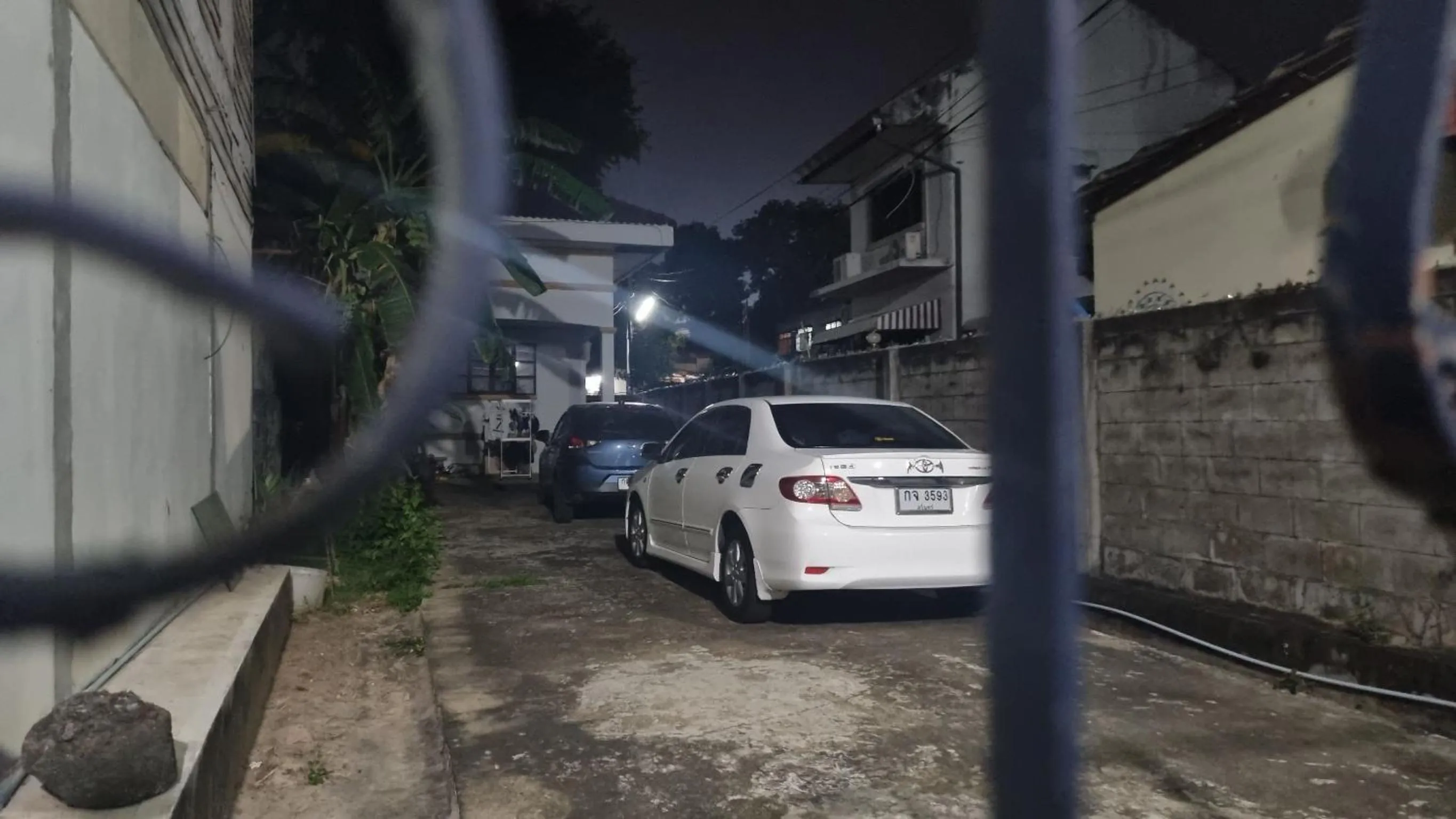 Parking in Velawarin Hotel