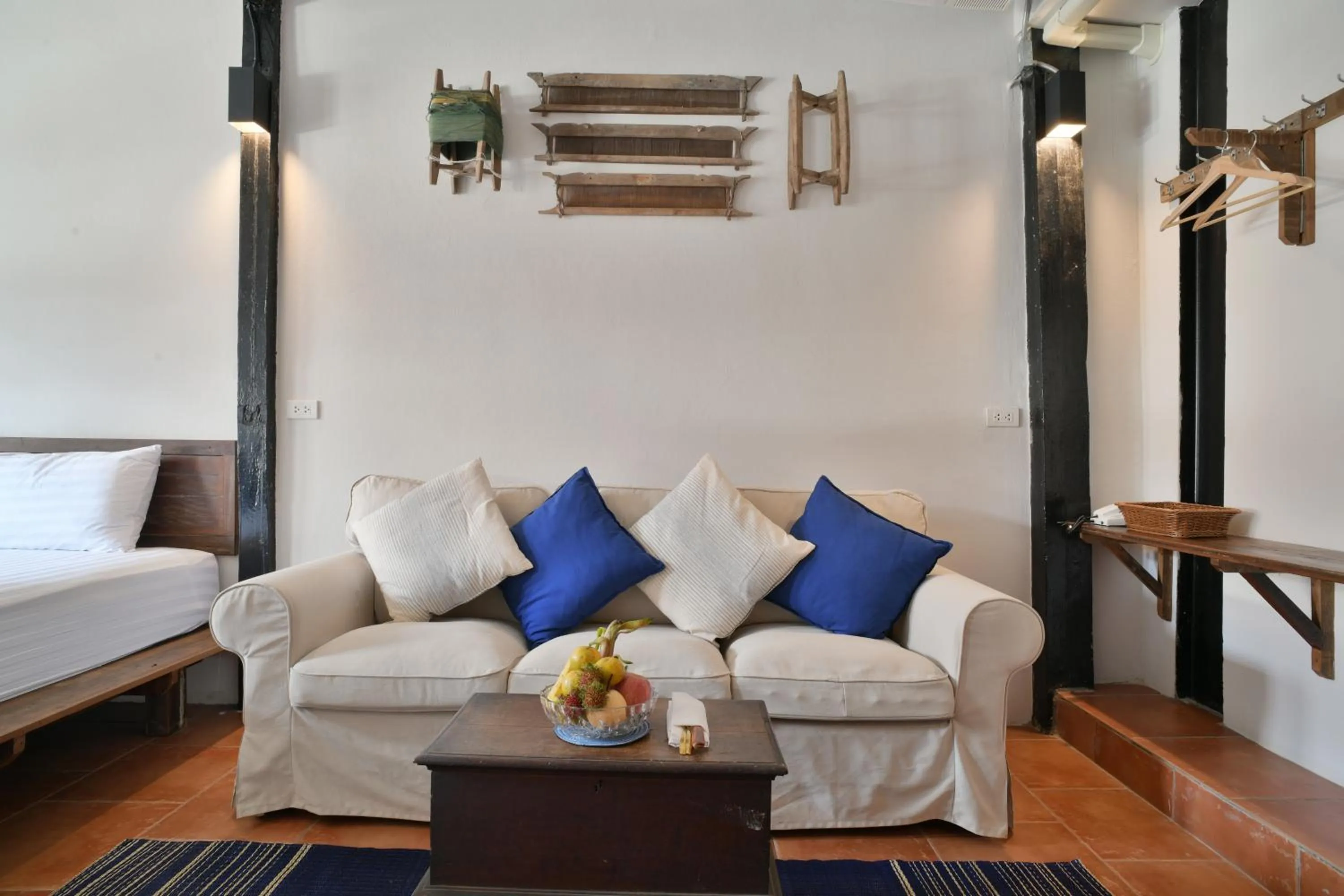 Photo of the whole room, Bed in Velawarin Hotel