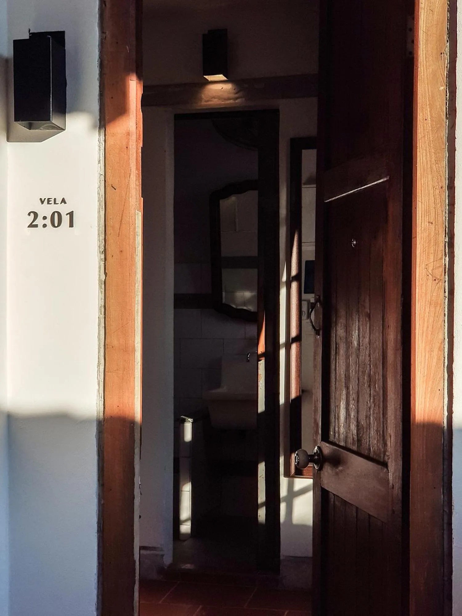 Bathroom in Velawarin Hotel