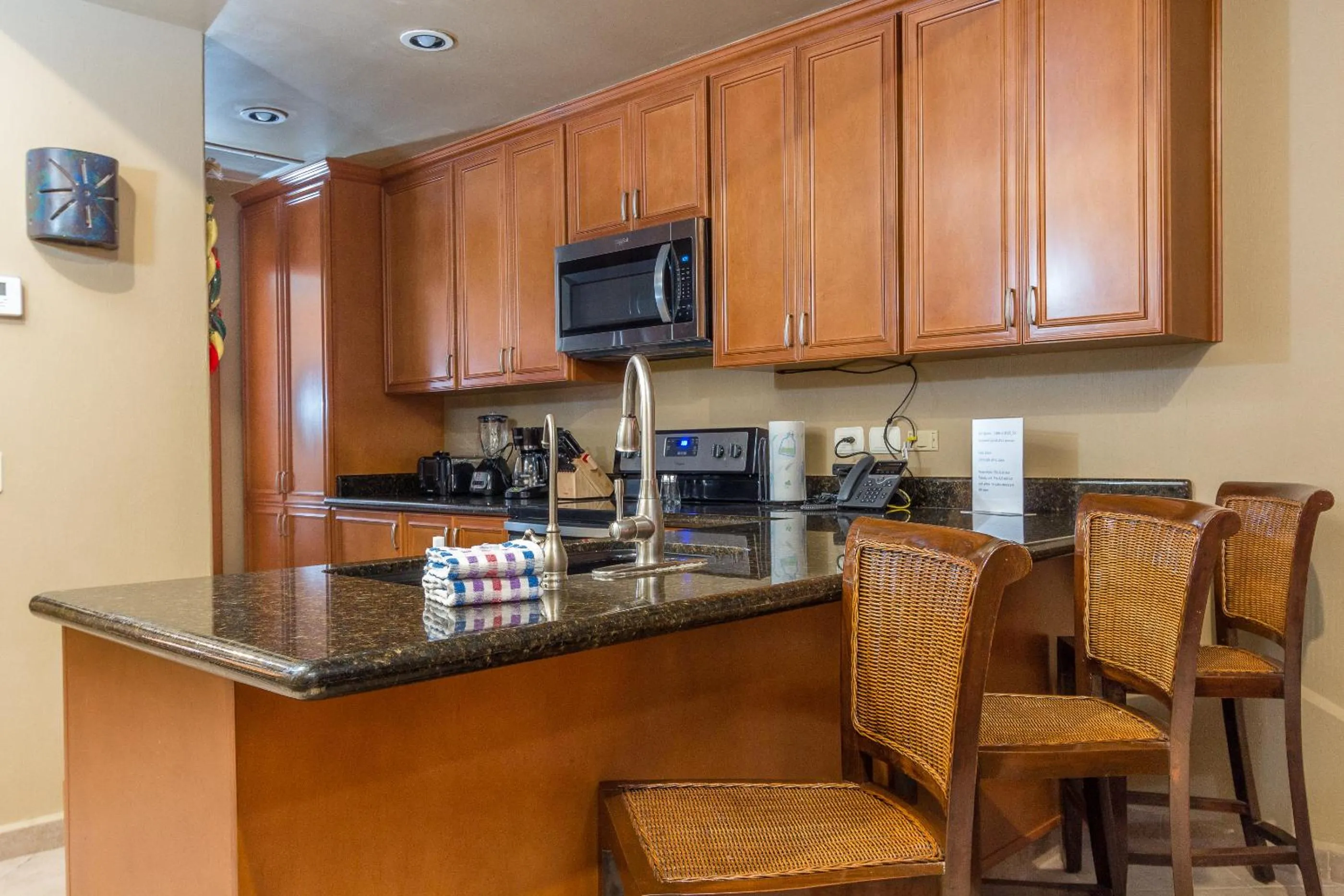 Las Palomas 2BR GROUND FLOOR Huge Patio/Closest to Lazy River/Steps to Beach