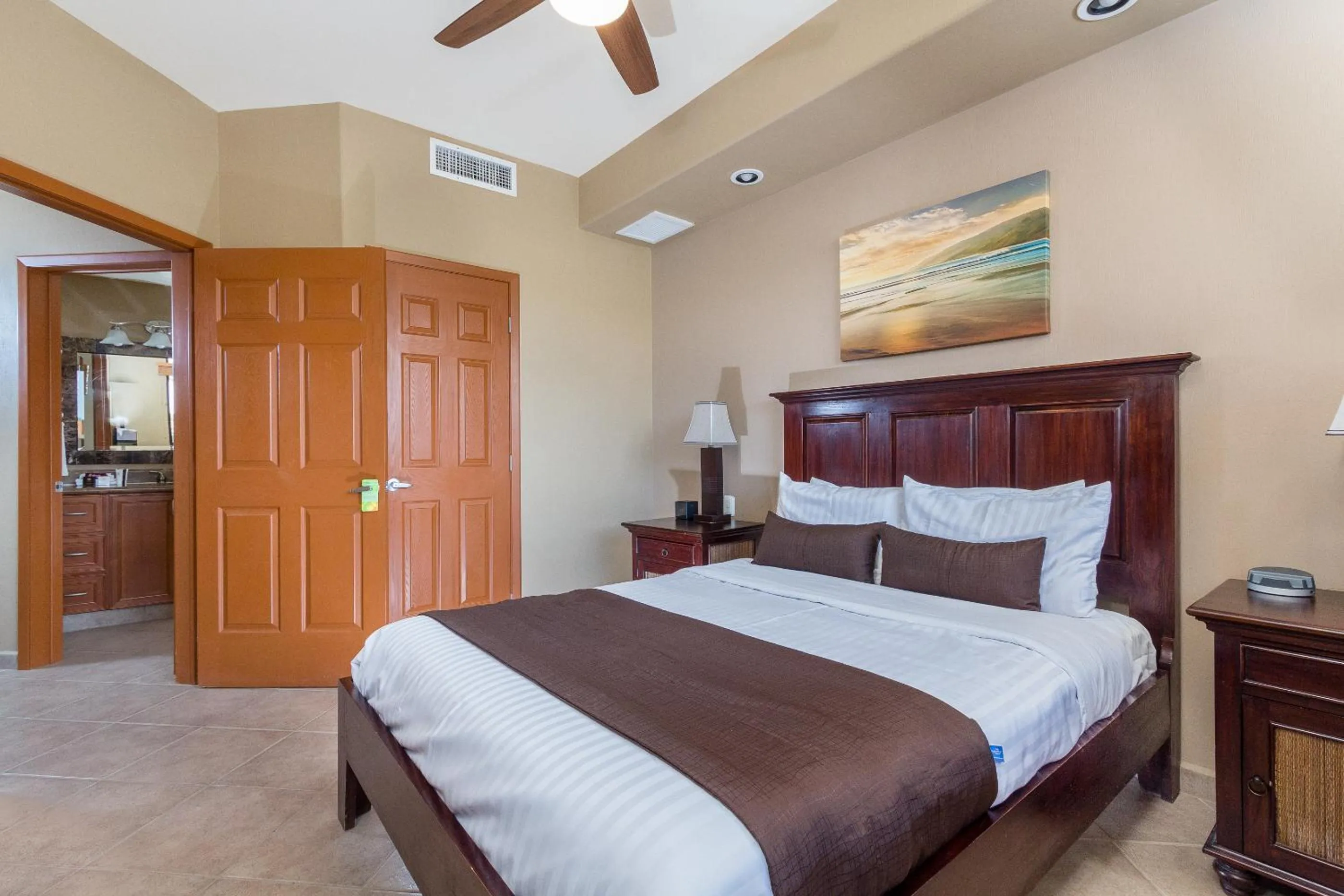 Bed in Las Palomas 2BR GROUND FLOOR Huge Patio/Closest to Lazy River/Steps to Beach