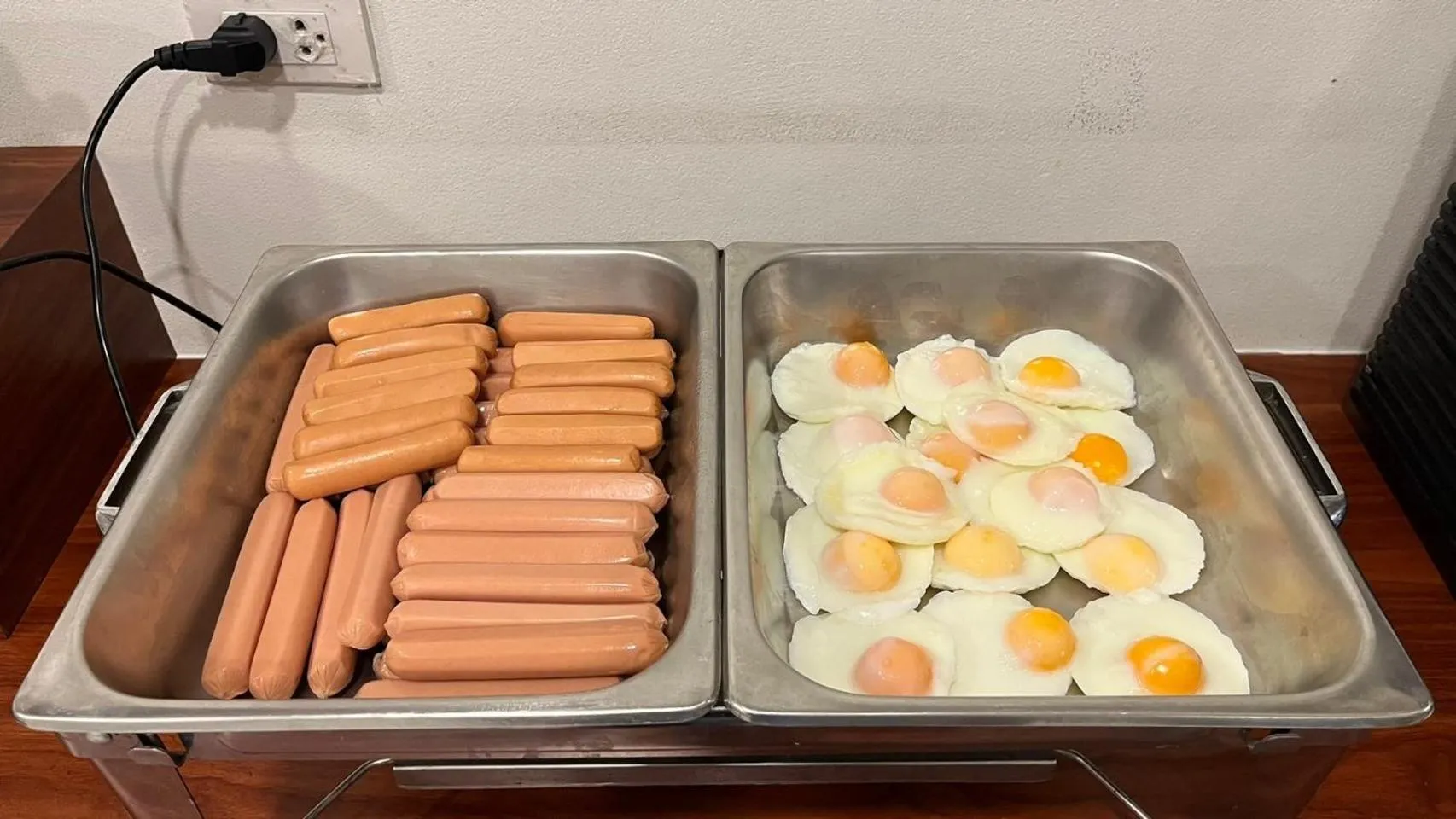 The charlotte smart hotel lopburi