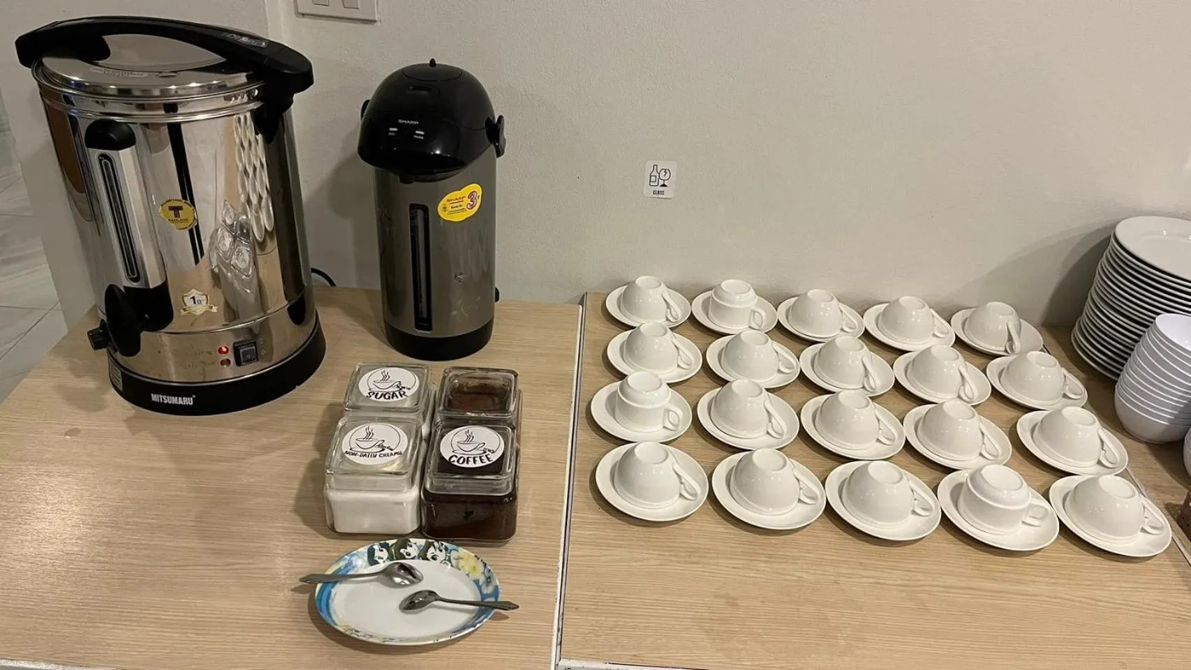 The charlotte smart hotel lopburi