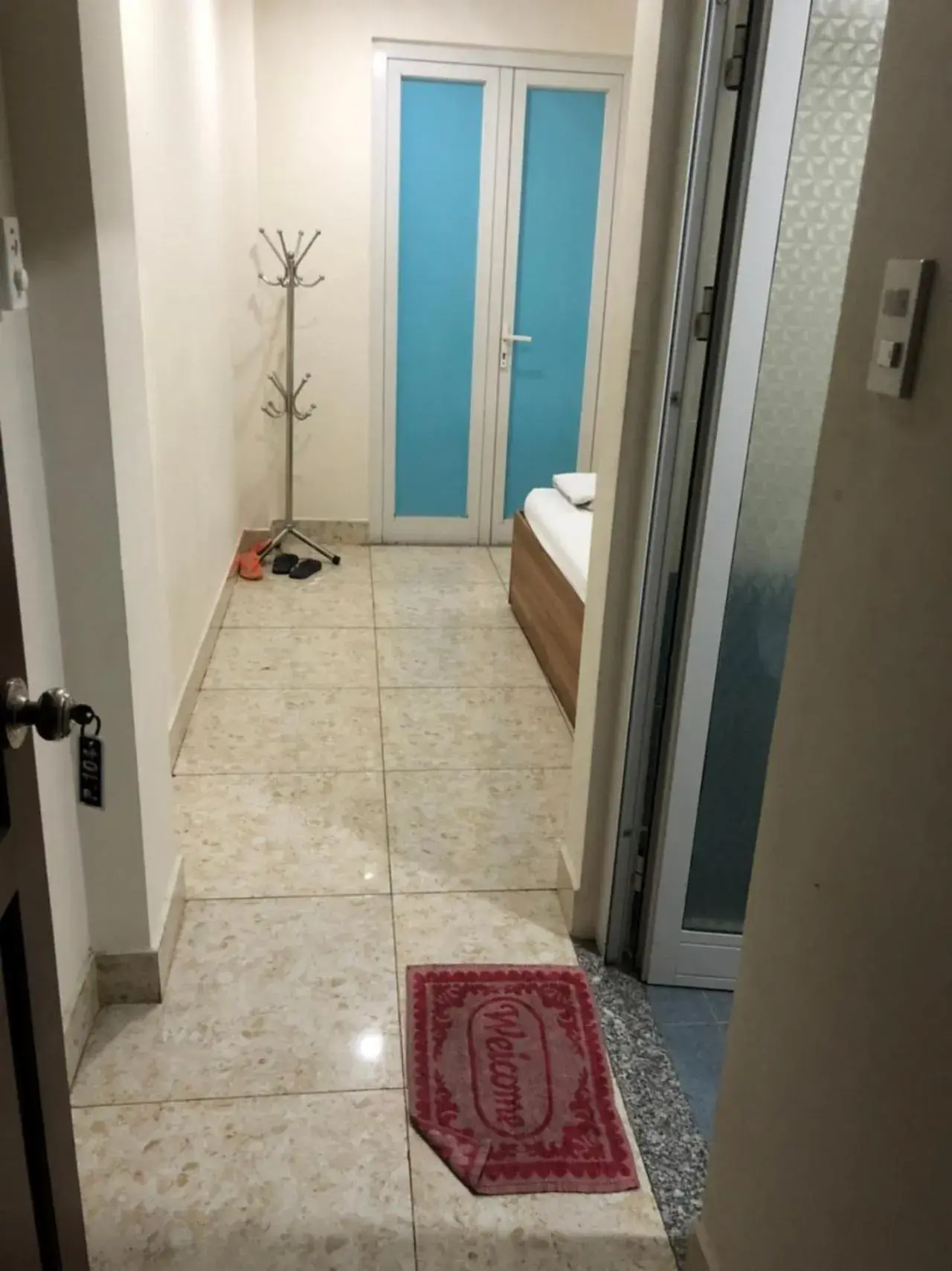 Facade/entrance in Ky Phu Facade/entrance in Ky Phu