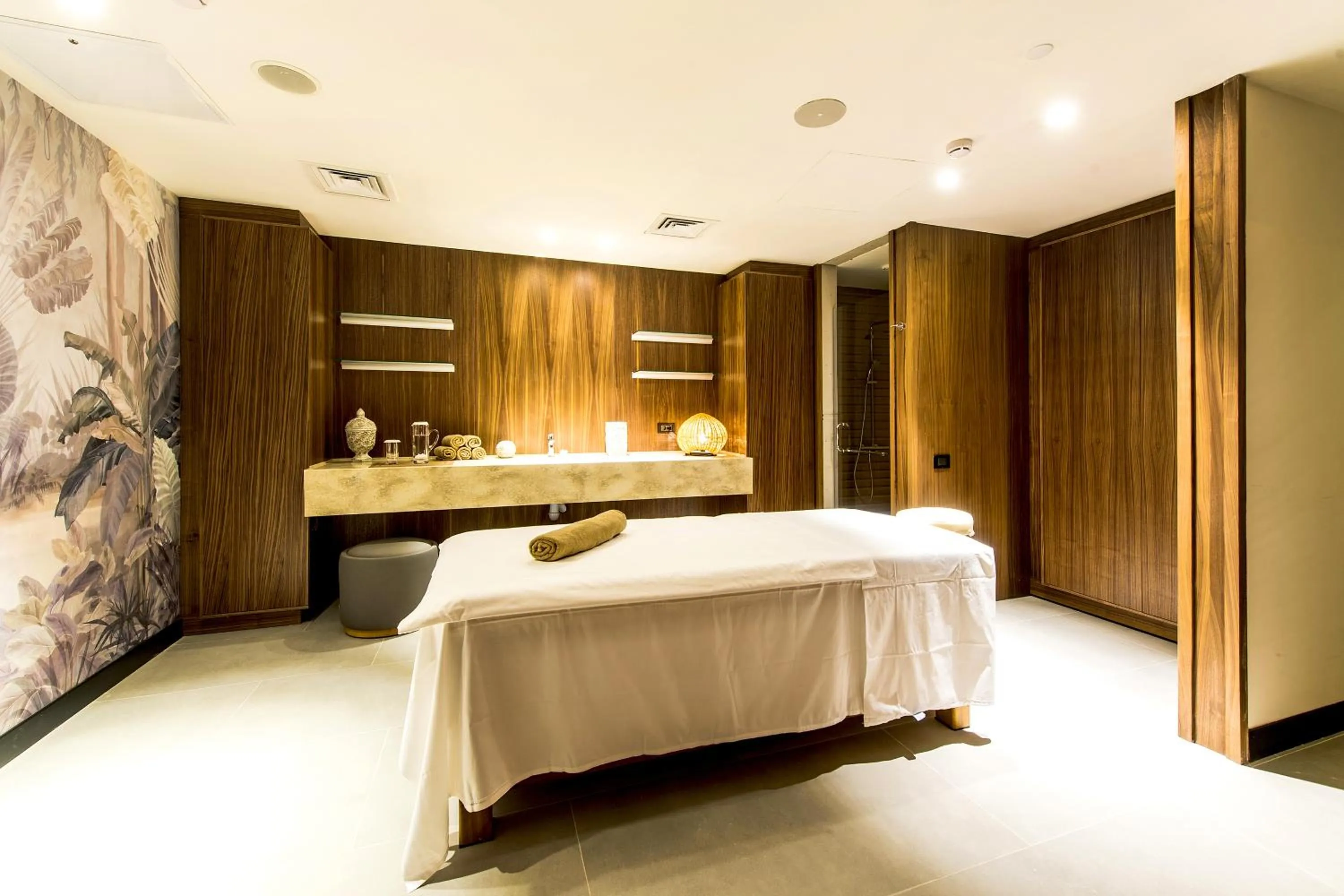 Massage, Bed in Rixos Turkistan