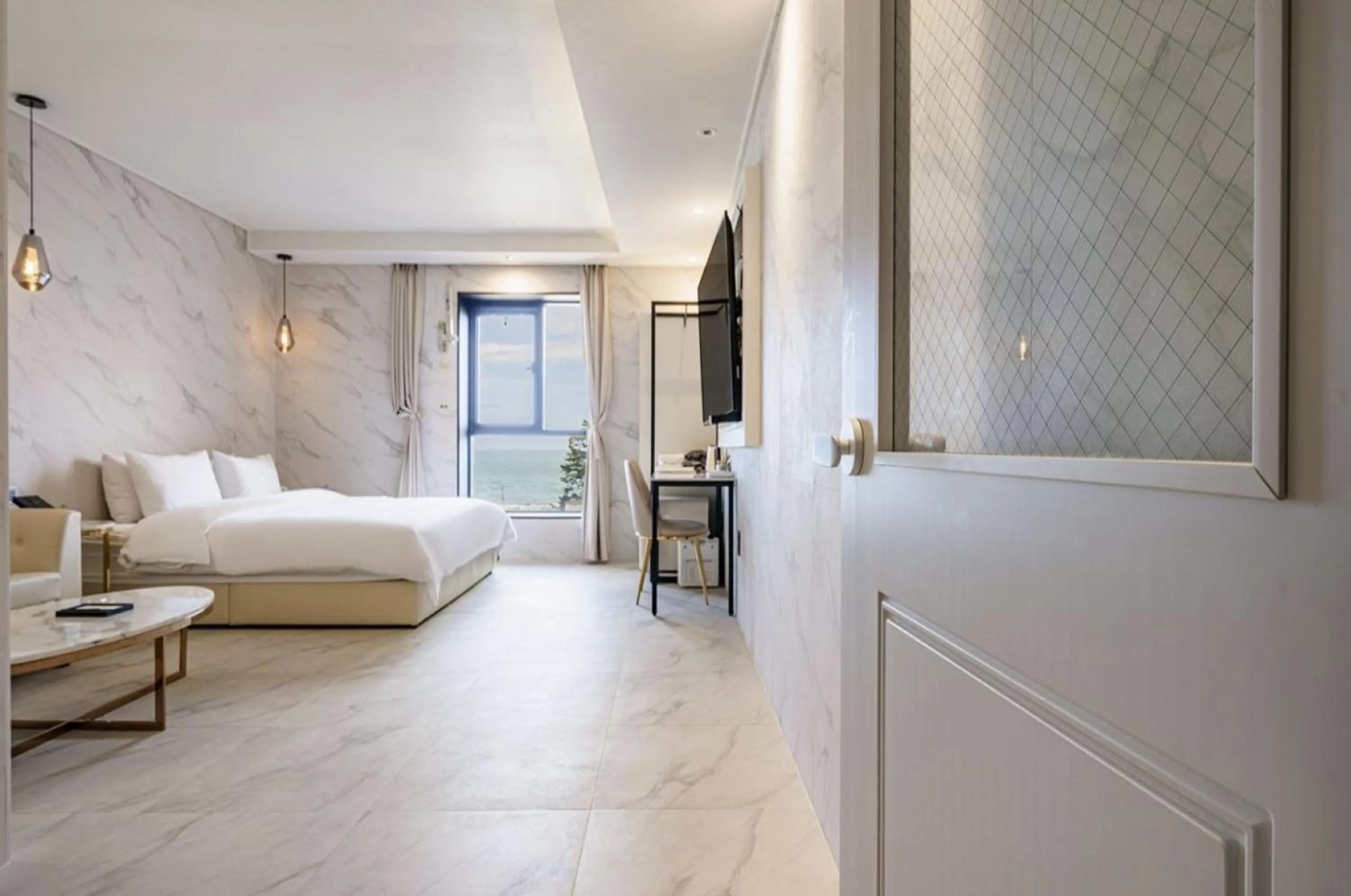 Photo of the whole room in H moment Hotel songjeong