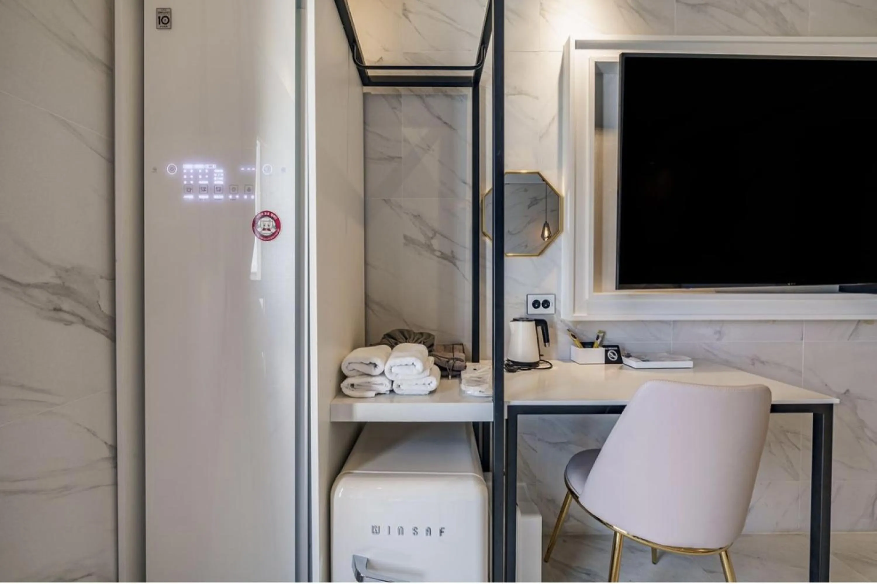 Photo of the whole room in H moment Hotel songjeong