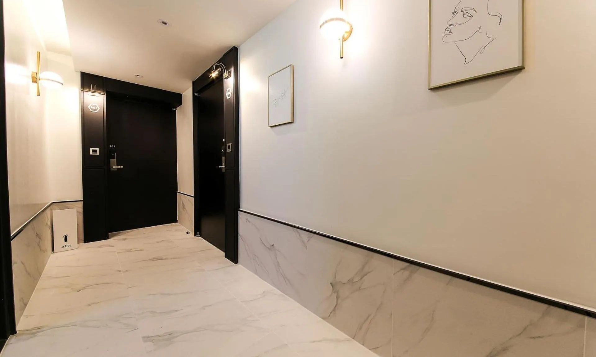 Property building in H moment Hotel songjeong