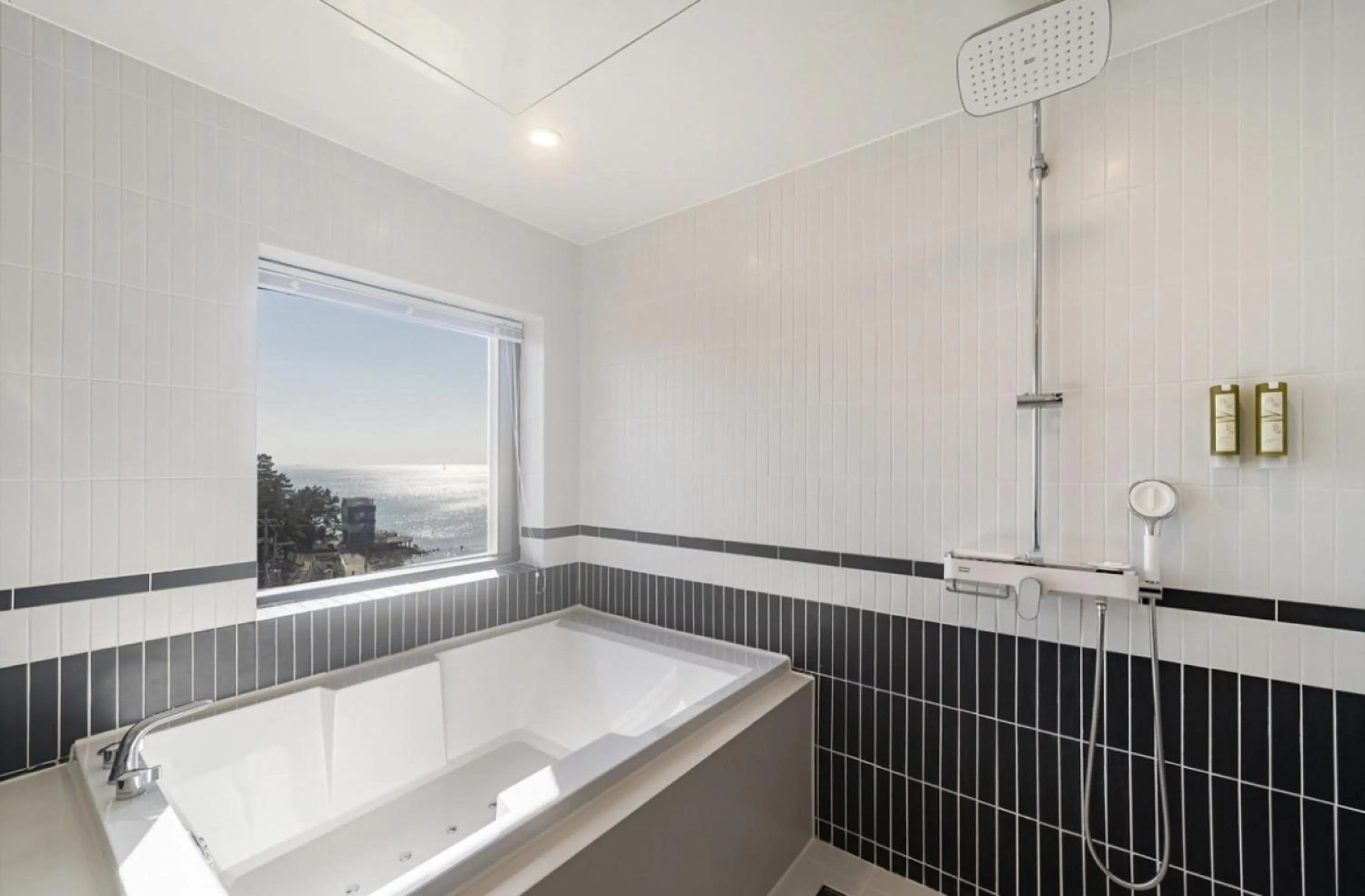 Hot Tub in H moment Hotel songjeong