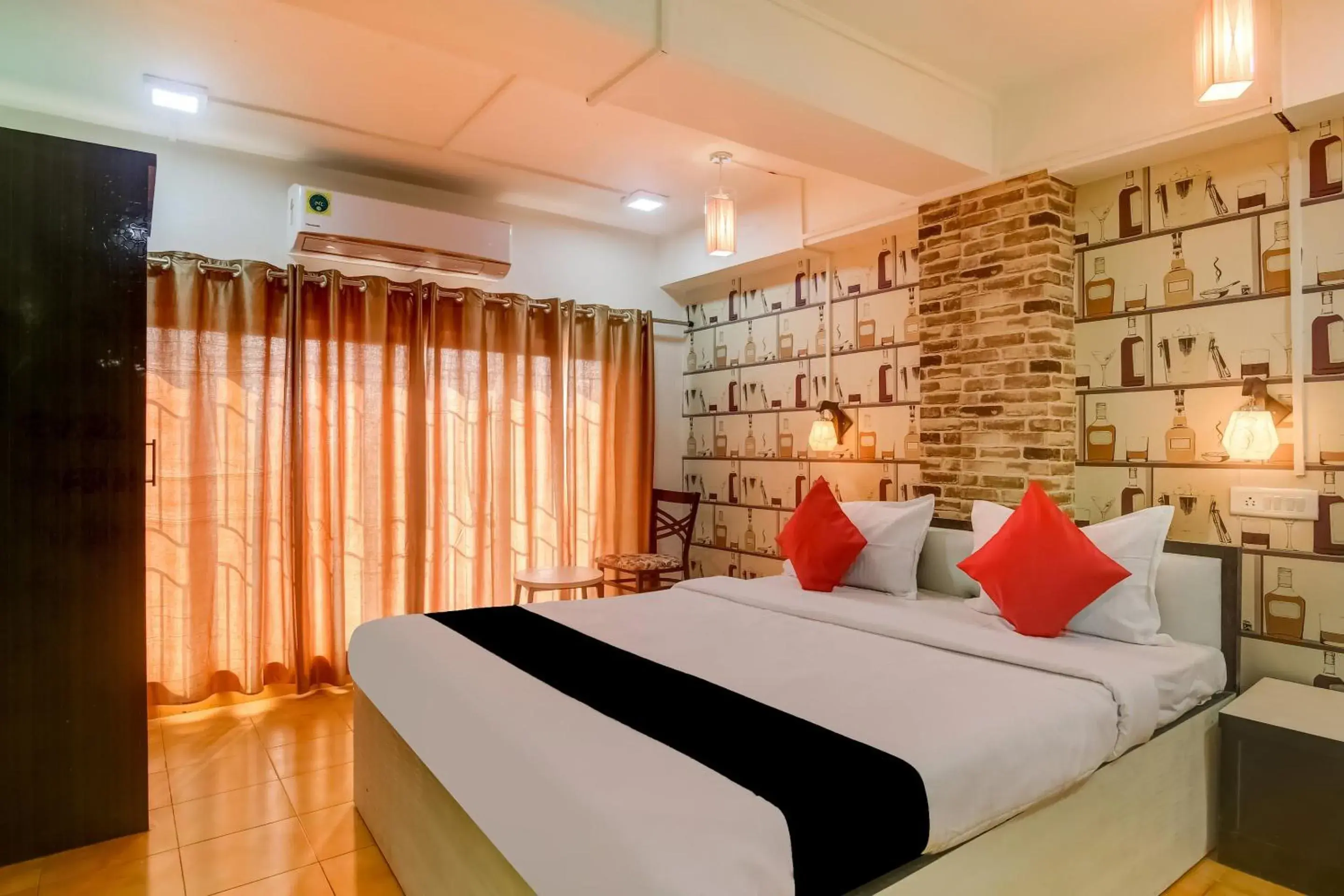 Standard Double Room - single occupancy in Super Capital O Divira Inn Standard Double Room - single occupancy in Super Capital O Divira Inn