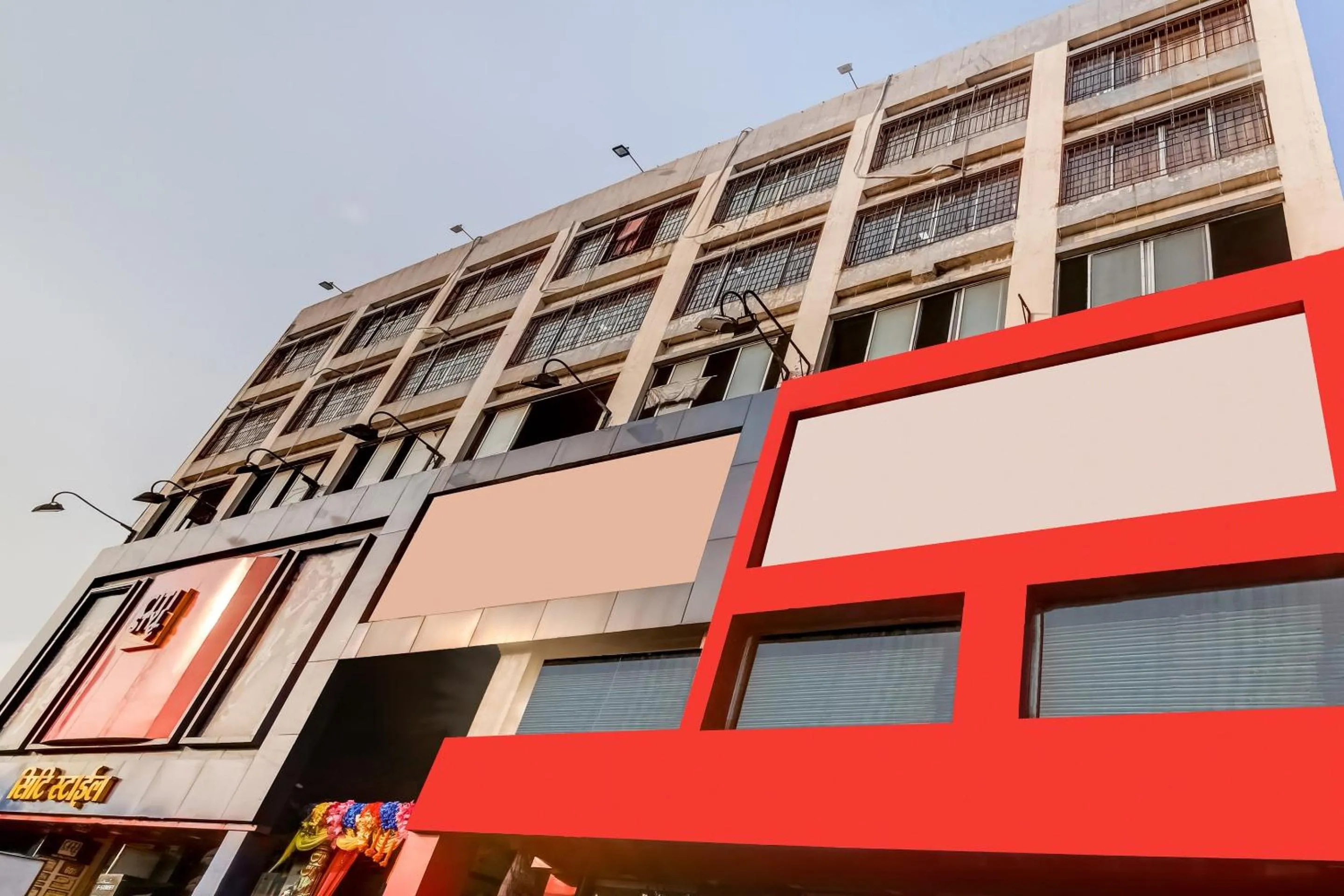 Facade/entrance in Super Capital O Divira Inn