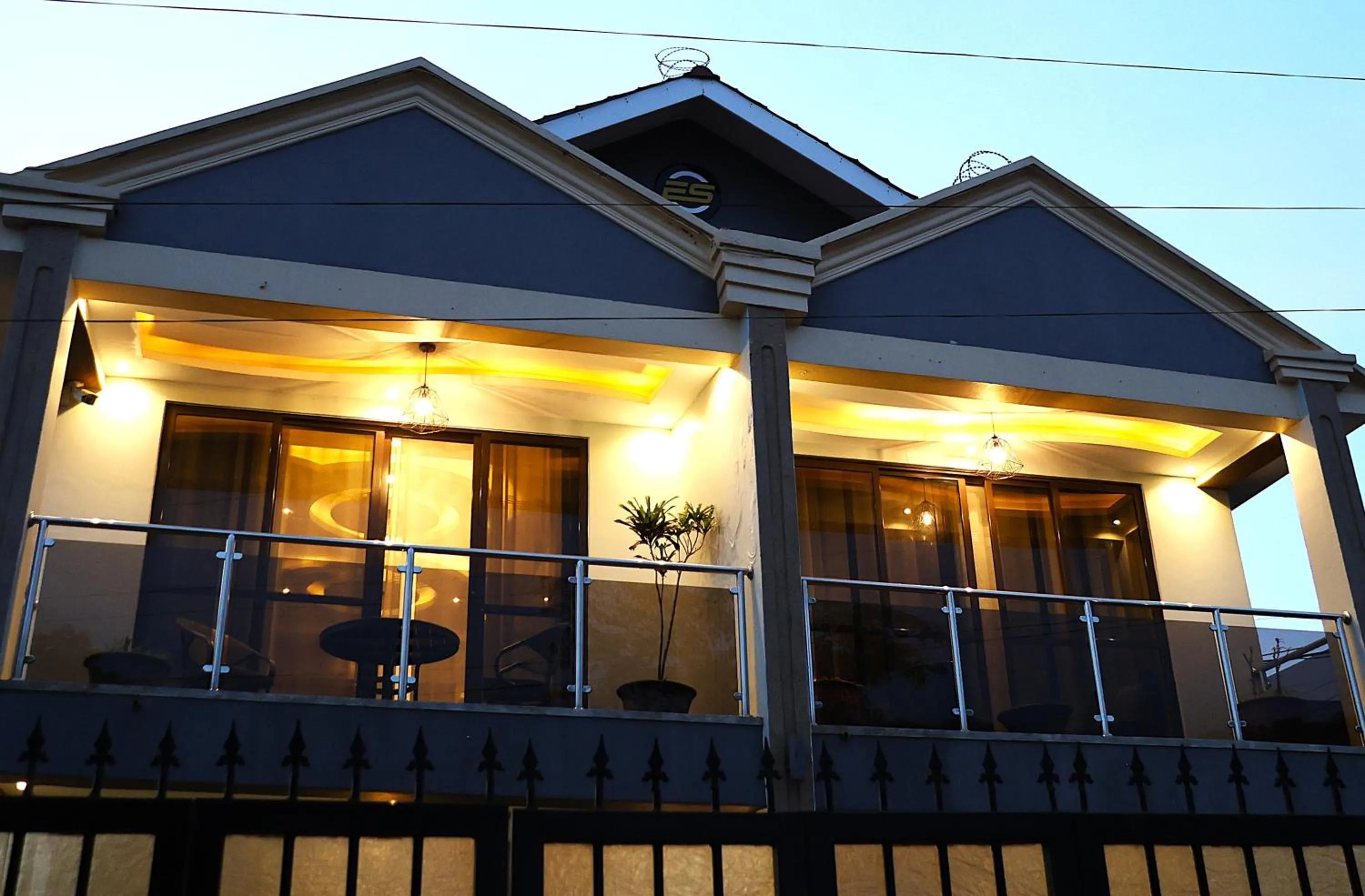 Night in ENTEBBE-STAY Aparthotel - KITOORO