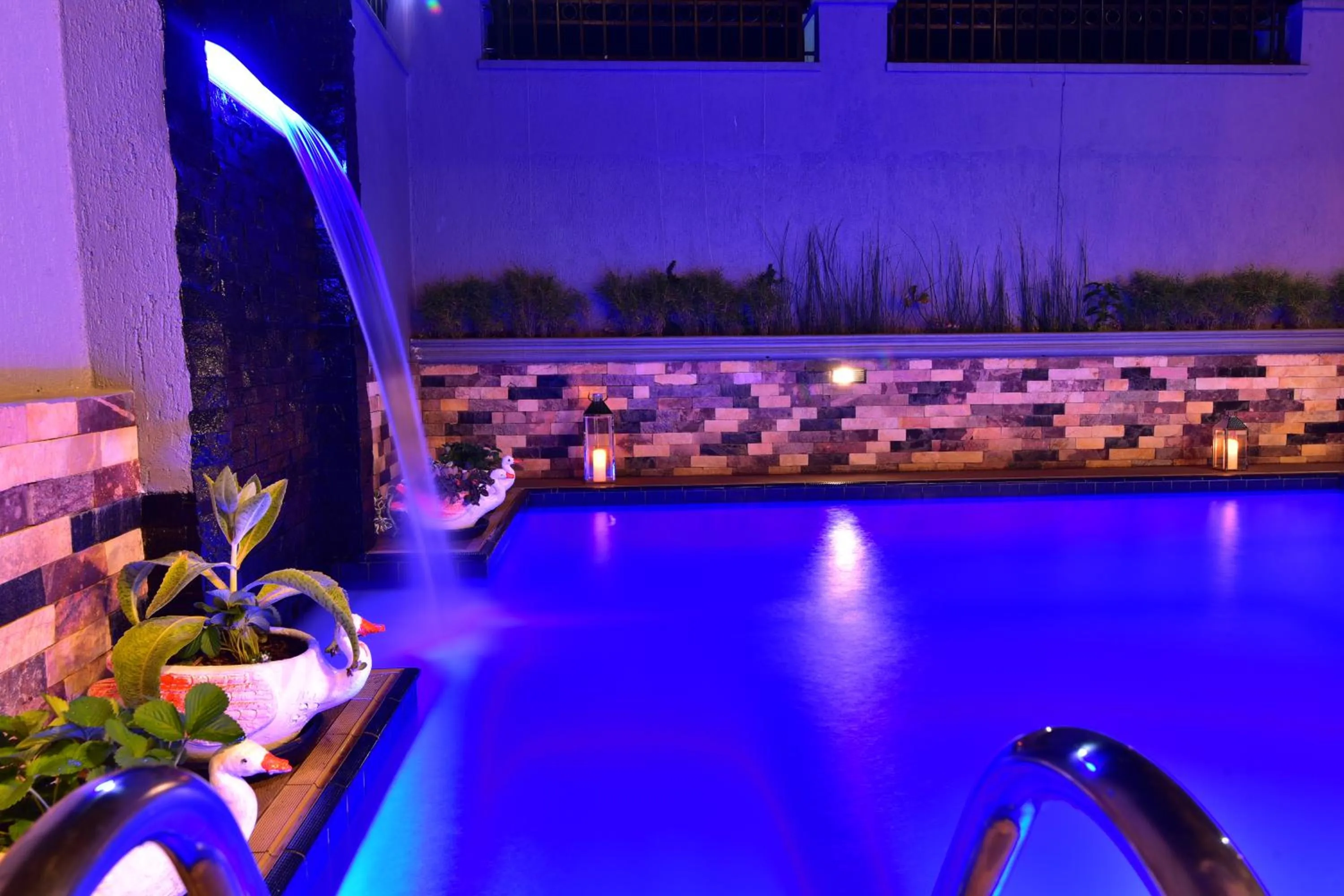 Night in ENTEBBE-STAY Aparthotel - KITOORO