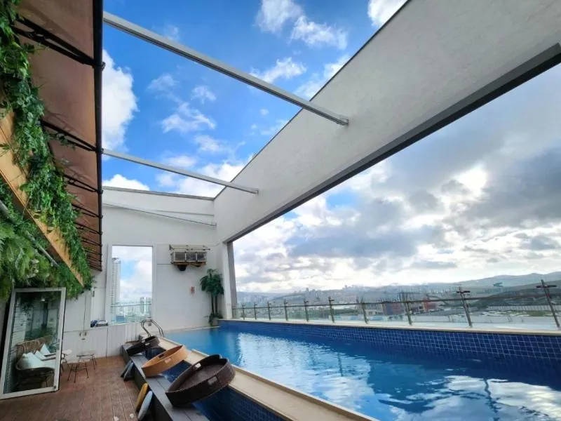 Swimming pool in Hound Hotel Busan Station