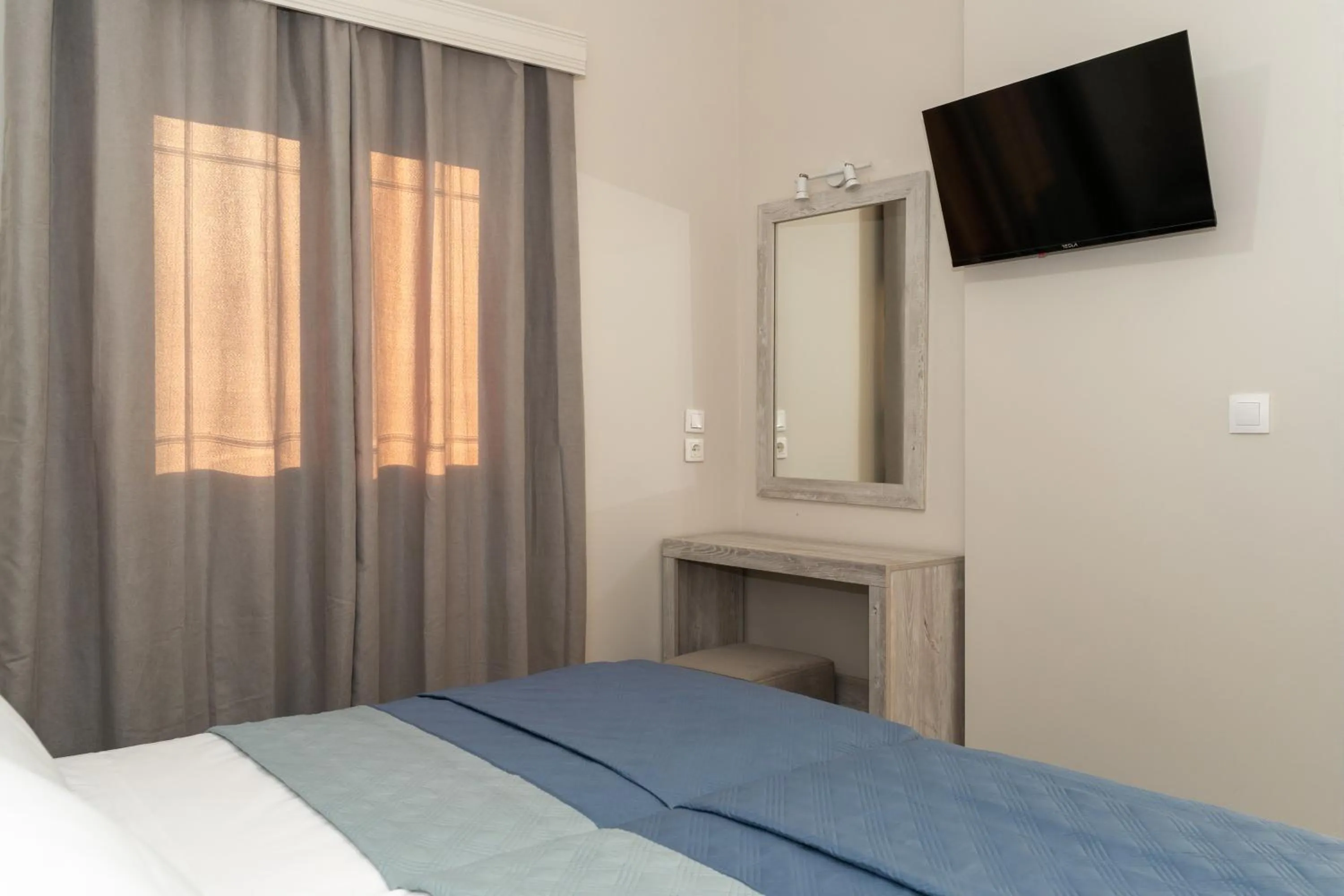 Bed in Acapulco Marinos Apartments- Adults Only