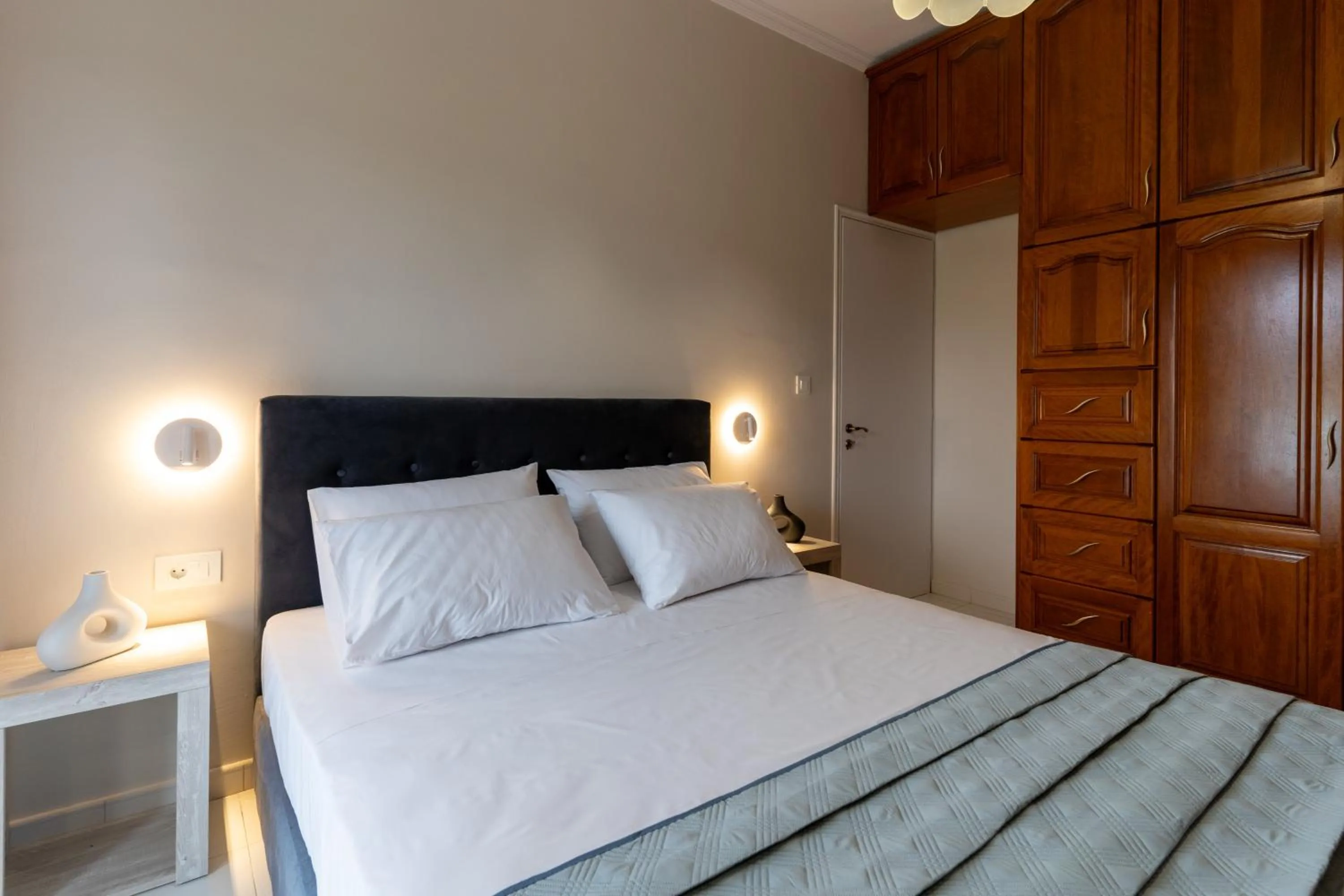 Bed in Acapulco Marinos Apartments- Adults Only