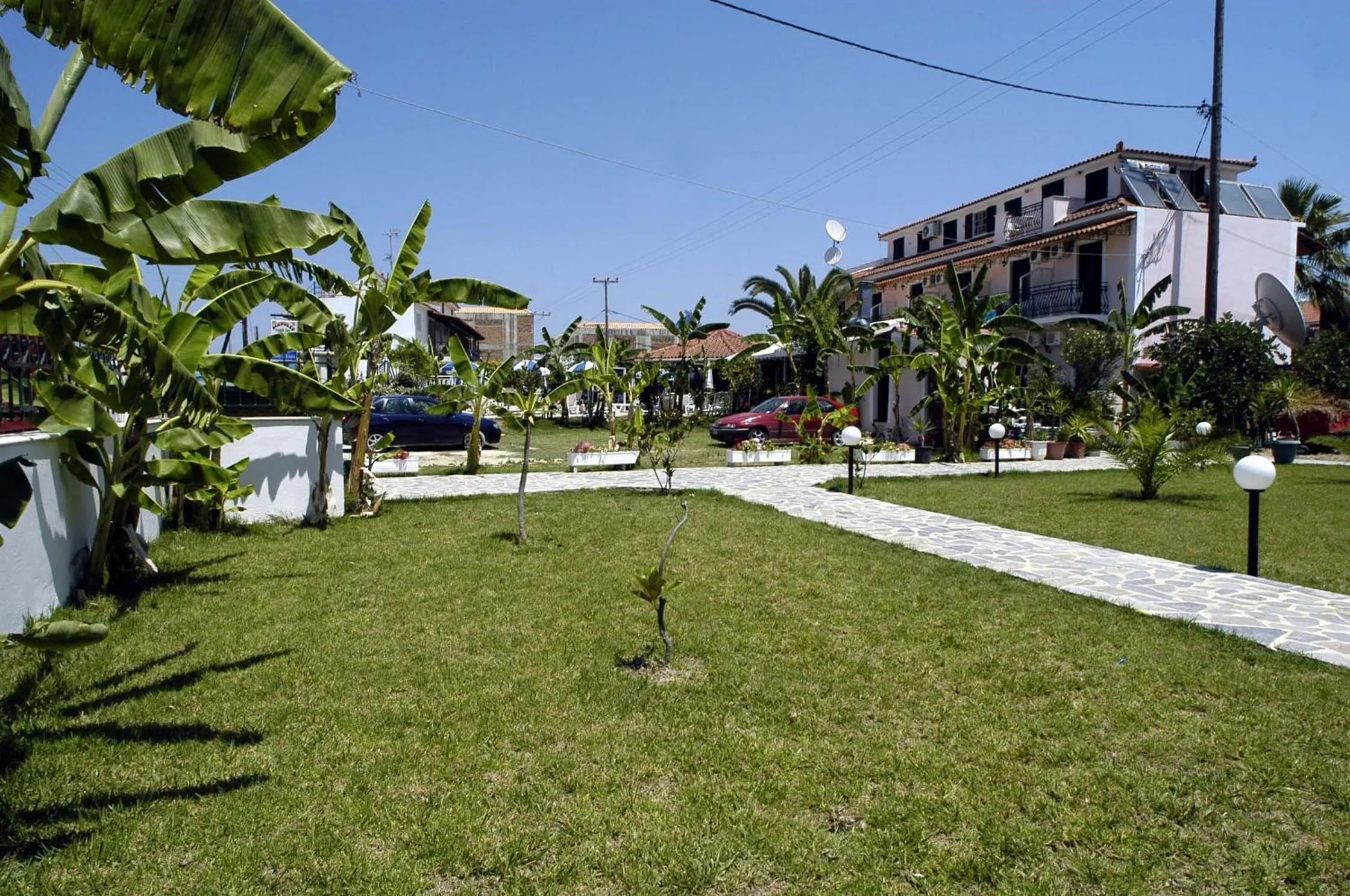 Facade/entrance in Acapulco Marinos Apartments- Adults Only