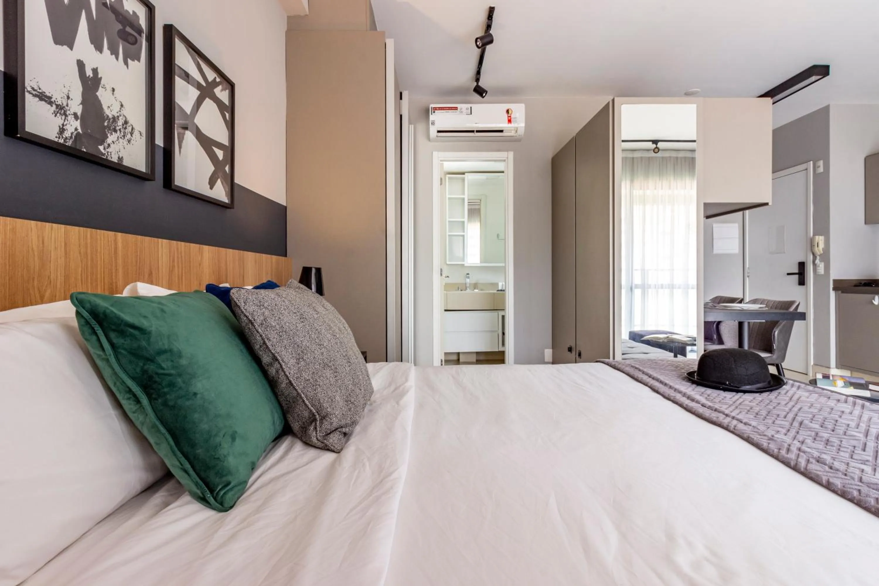 Bed in Charlie Itaim