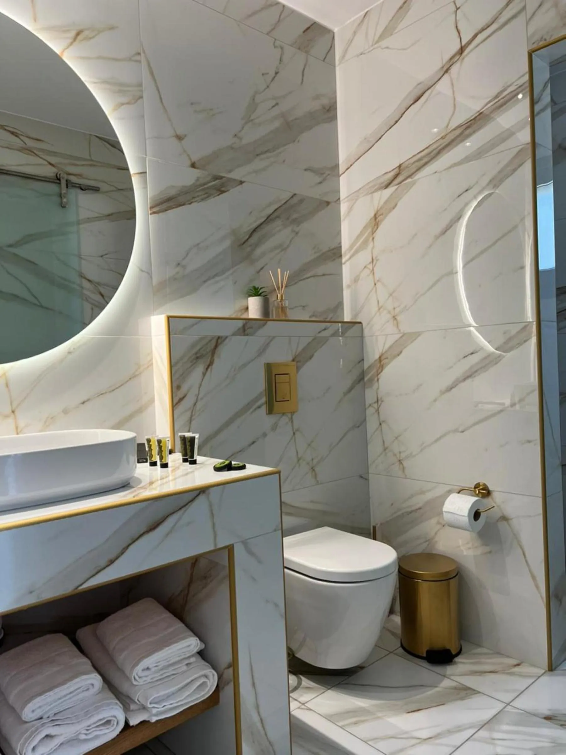 Toilet in Four Seasons Villas