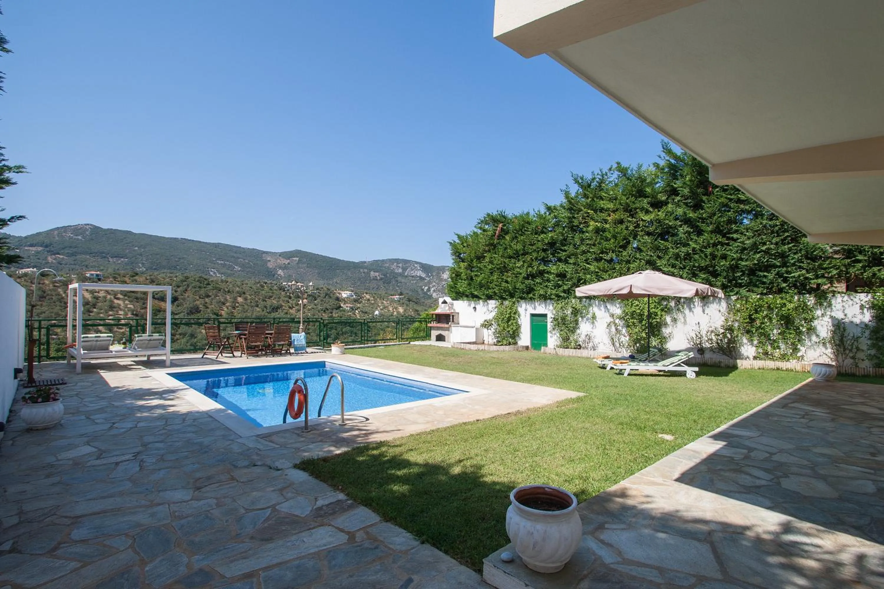 Garden in Four Seasons Villas